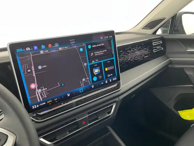 Volkswagen Tiguan view 10