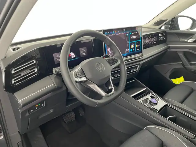 Volkswagen Tiguan view 9