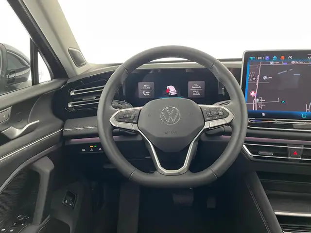 Volkswagen Tiguan view 15