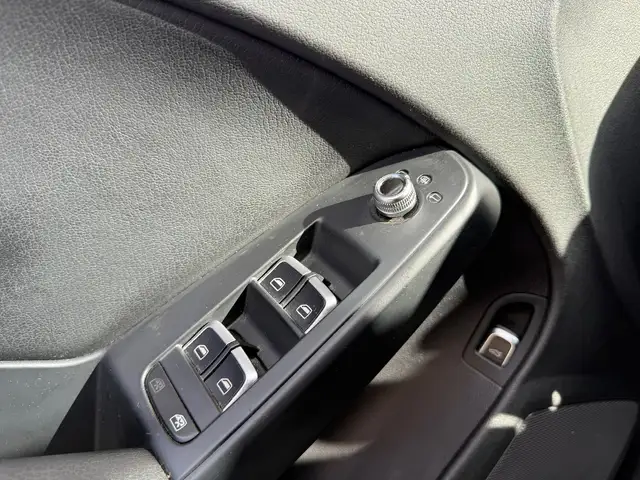 Audi A4 view 20