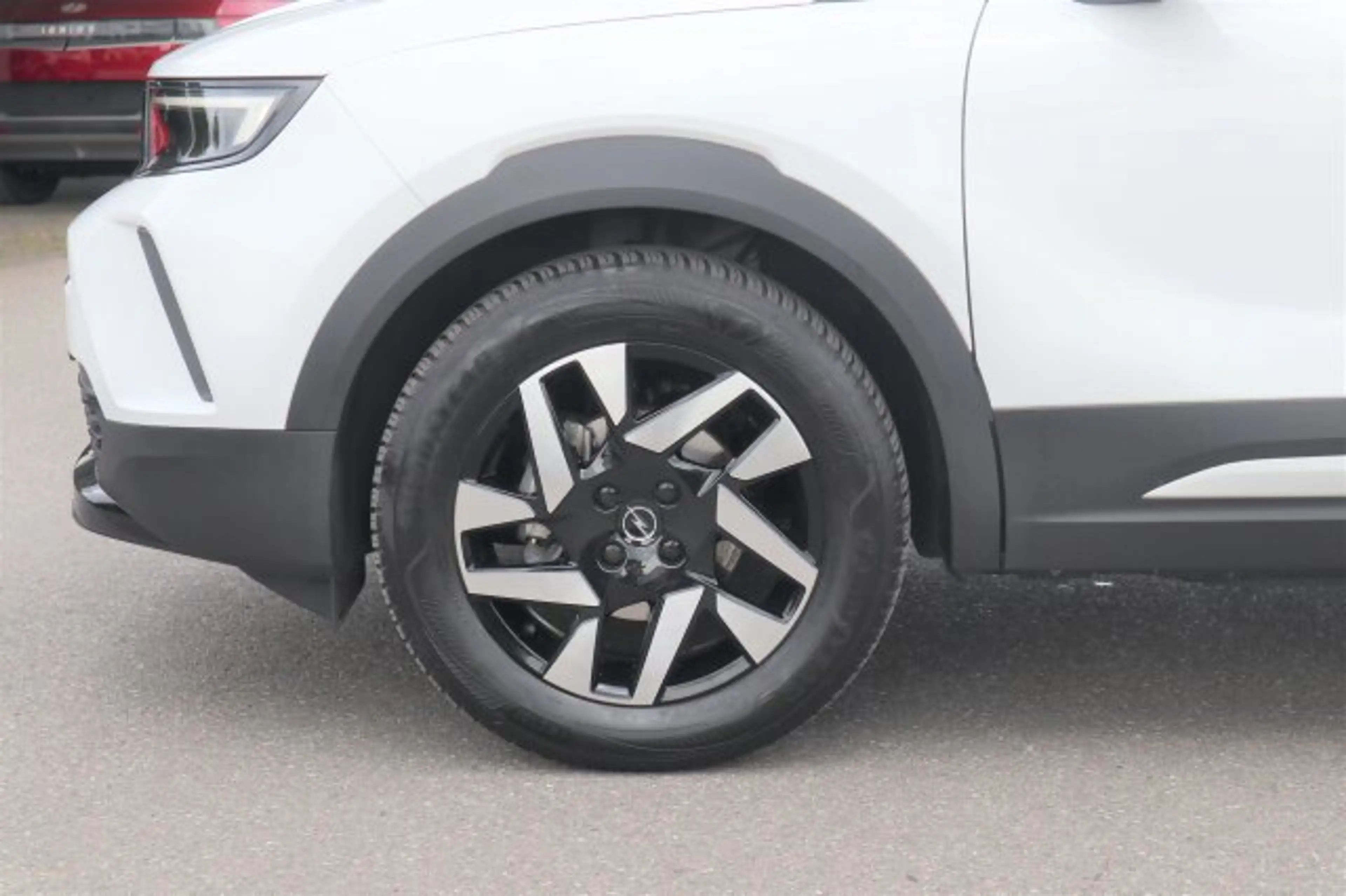 Opel Mokka GS / VIP BLITZ - Deal ! / NEU € 31.080,-  GS Line Klima/LED/Audiosystem Multimedia/Sitzhzg./L-R Sensor/NSW — photo 3