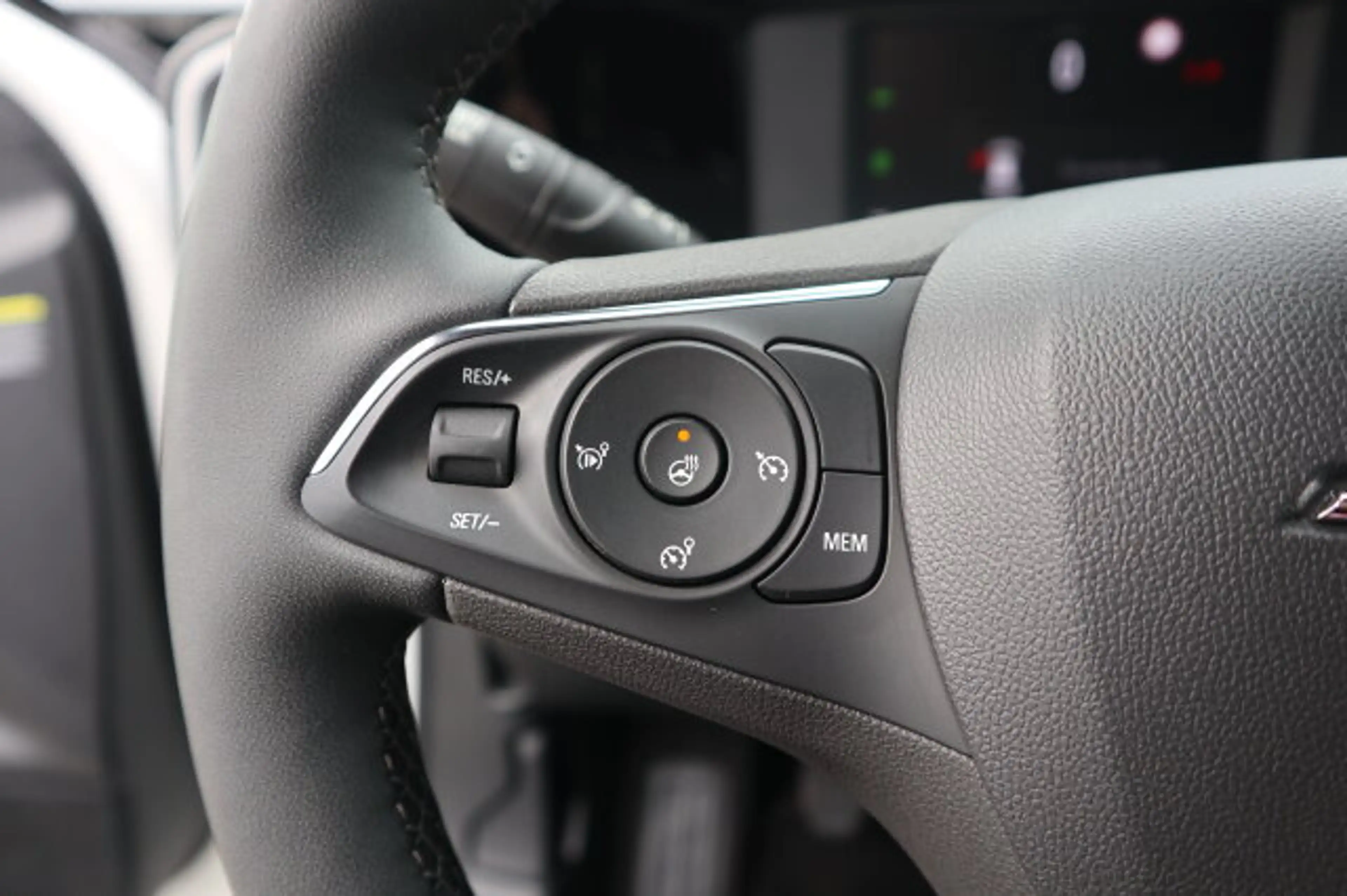 Opel Mokka GS / VIP BLITZ - Deal ! / NEU € 31.080,-  GS Line Klima/LED/Audiosystem Multimedia/Sitzhzg./L-R Sensor/NSW — photo 12