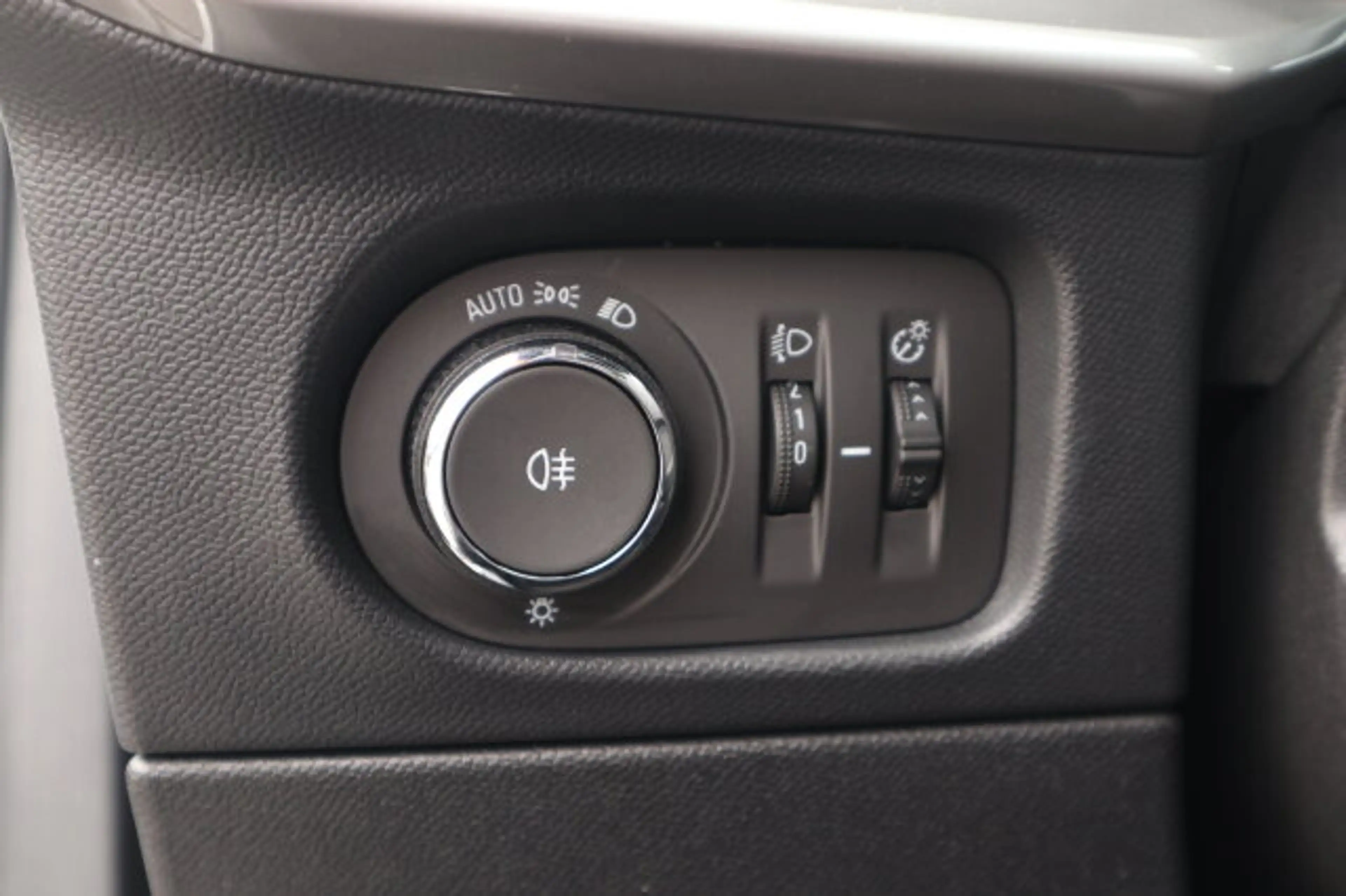 Opel Mokka GS / VIP BLITZ - Deal ! / NEU € 31.080,-  GS Line Klima/LED/Audiosystem Multimedia/Sitzhzg./L-R Sensor/NSW — photo 10