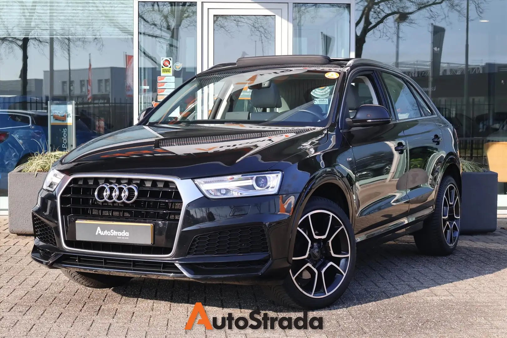 Audi Q3 1.4 TFSI S-Line 150PK | Pano | Camera | Dodehoekde Noir - 1