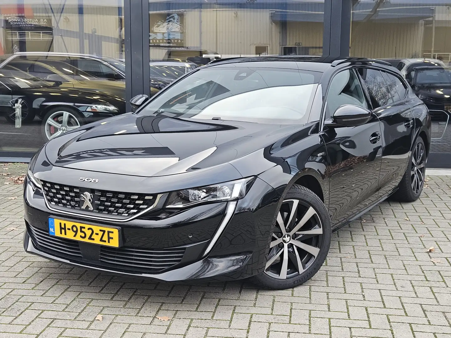 Peugeot 508 SW 1.6 PureTech Blue Lease GT Line + SOUND + LED + Zwart - 2