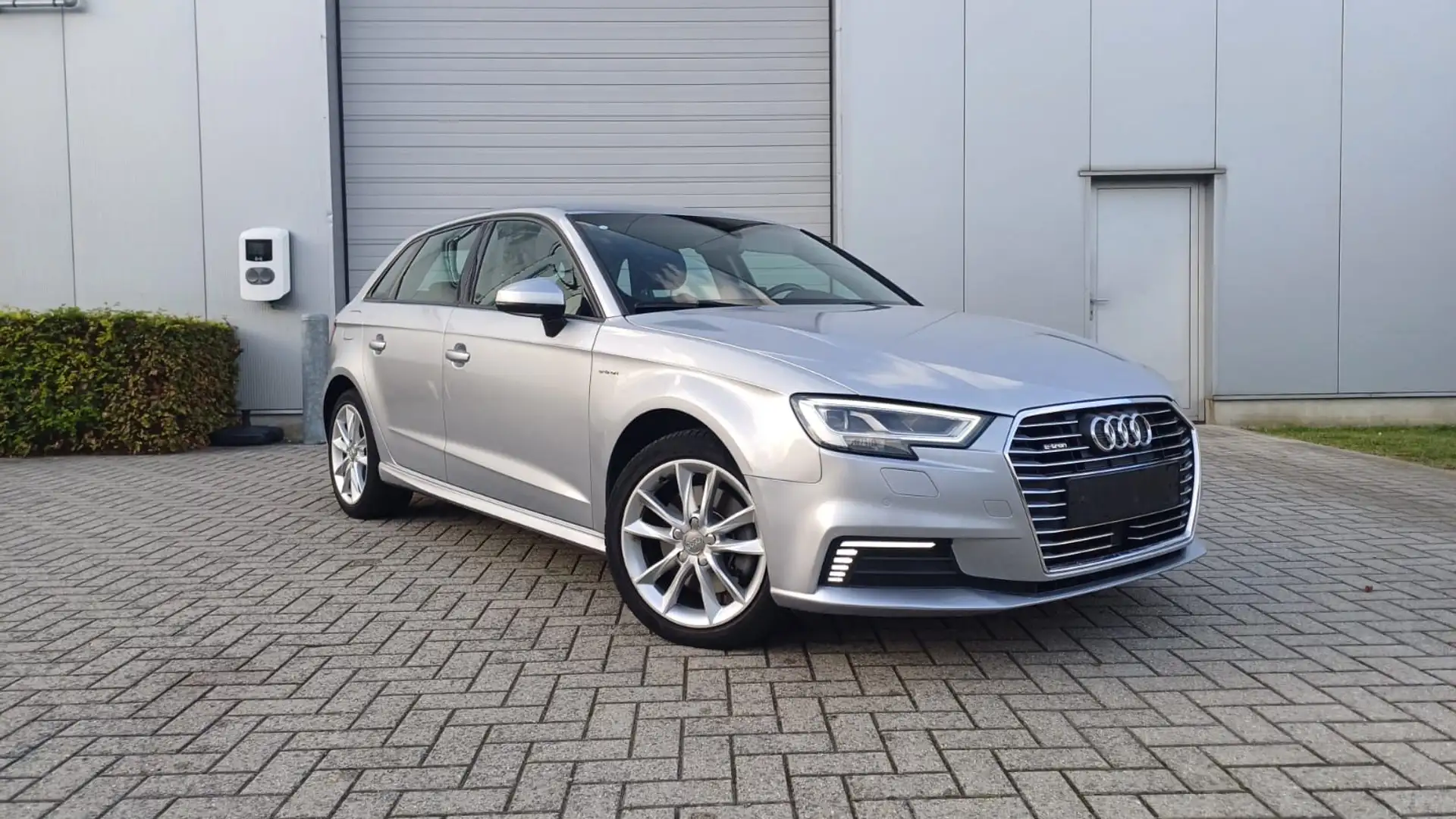 Audi e-tron audi a3 etron 73000km Zilver - 1