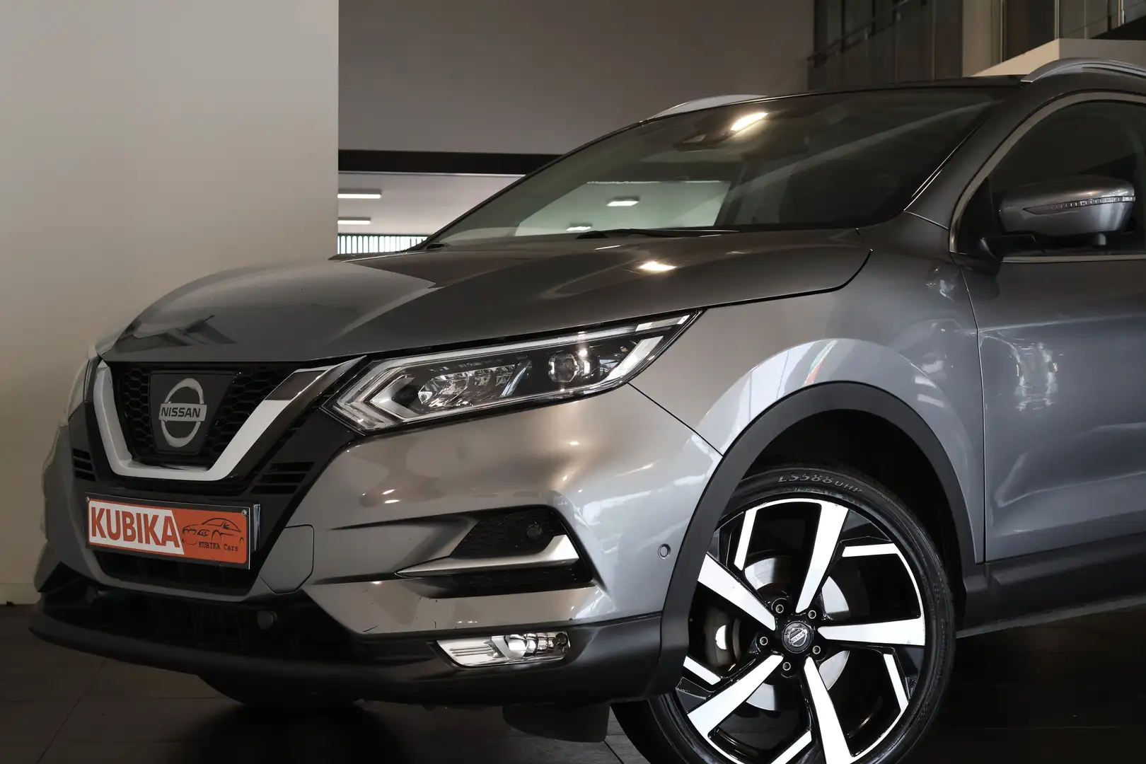 Nissan Qashqai Qashqai 1.2 DIG-T Pano DodeH CruiseC Garantie* Gris - 2