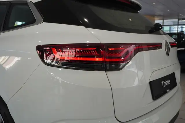 Renault Megane view 8