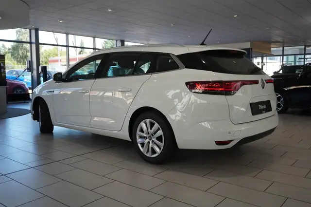 Renault Megane view 9