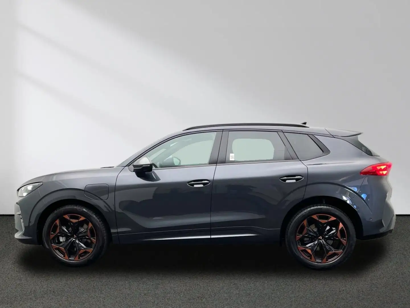 CUPRA Terramar 1.5 e-HYBRID Digitales Cockpit Navi LED Gris - 2