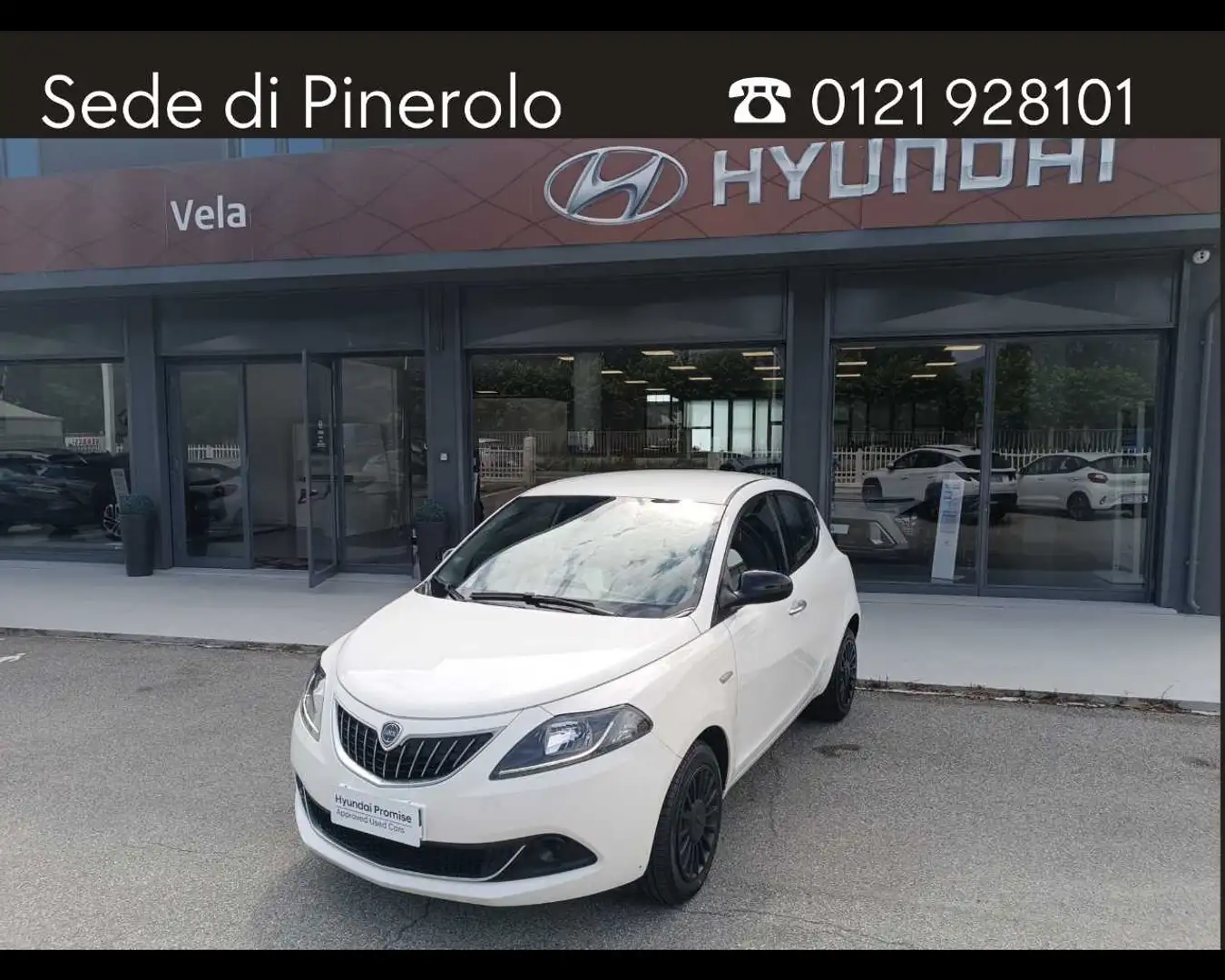 Lancia Ypsilon 1.0 FireFly Hybrid Silver Bianco - 1