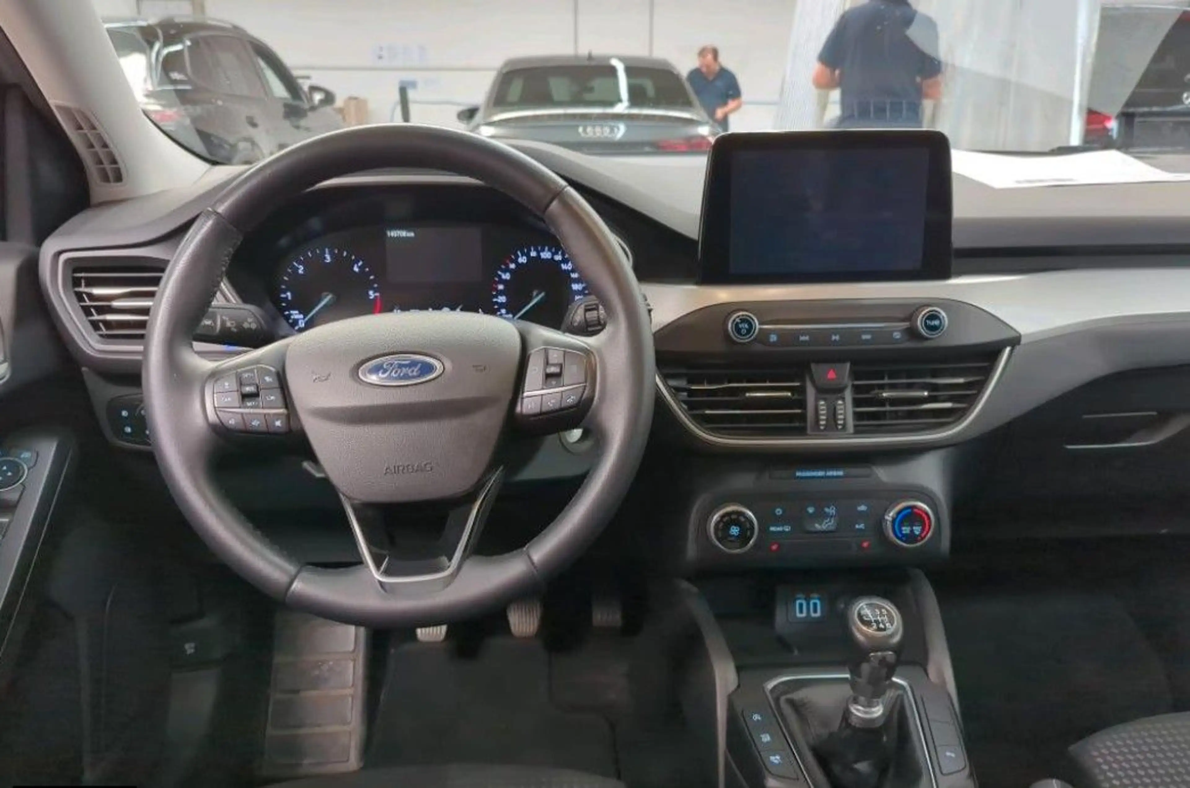 Ford Focus Turnier Cool & Connect NAVI/KAMERA/SHZ — photo 6