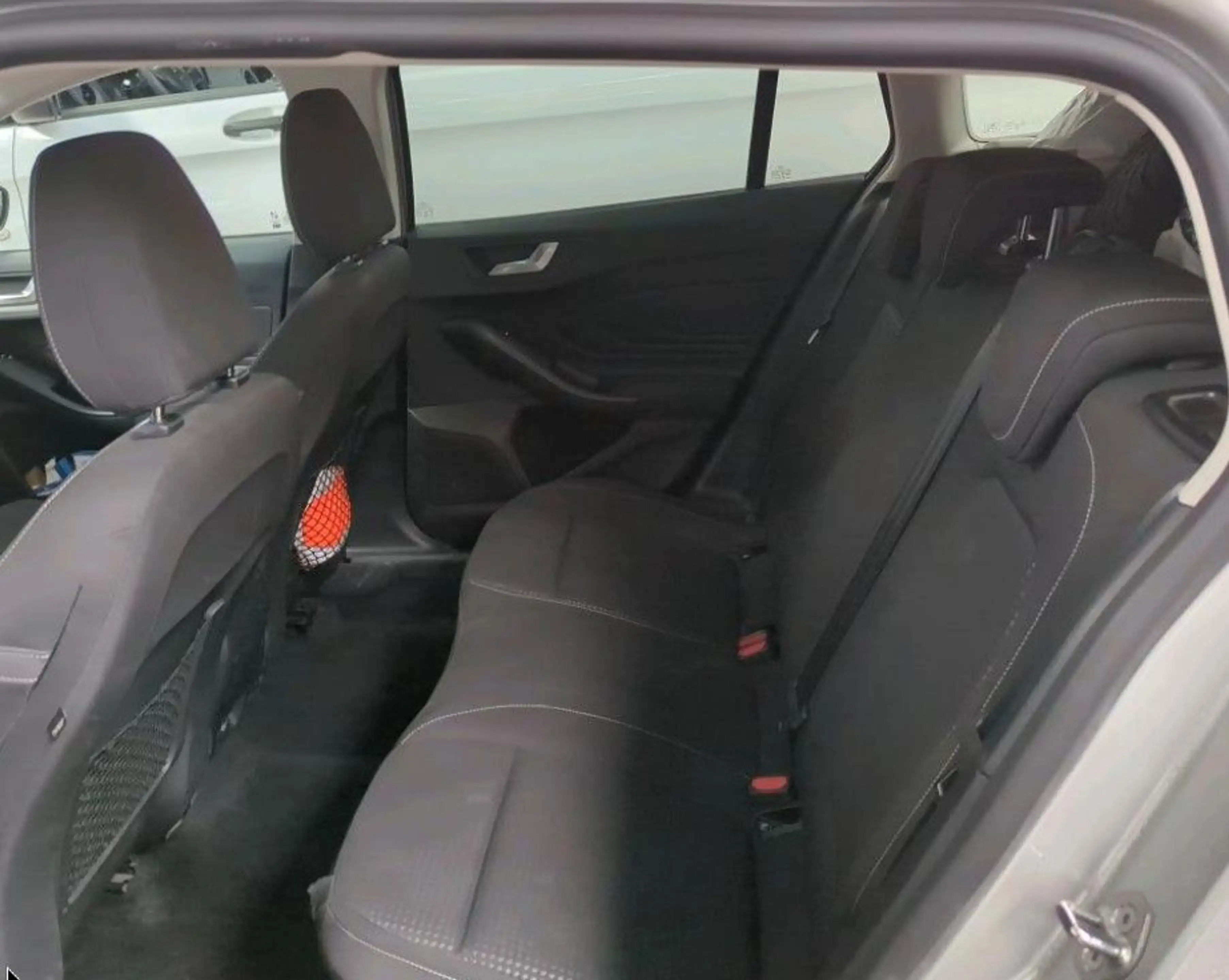 Ford Focus Turnier Cool & Connect NAVI/KAMERA/SHZ — photo 8