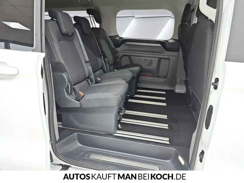 Annonce voiture d'occasion Ford Tourneo - CARADIZE