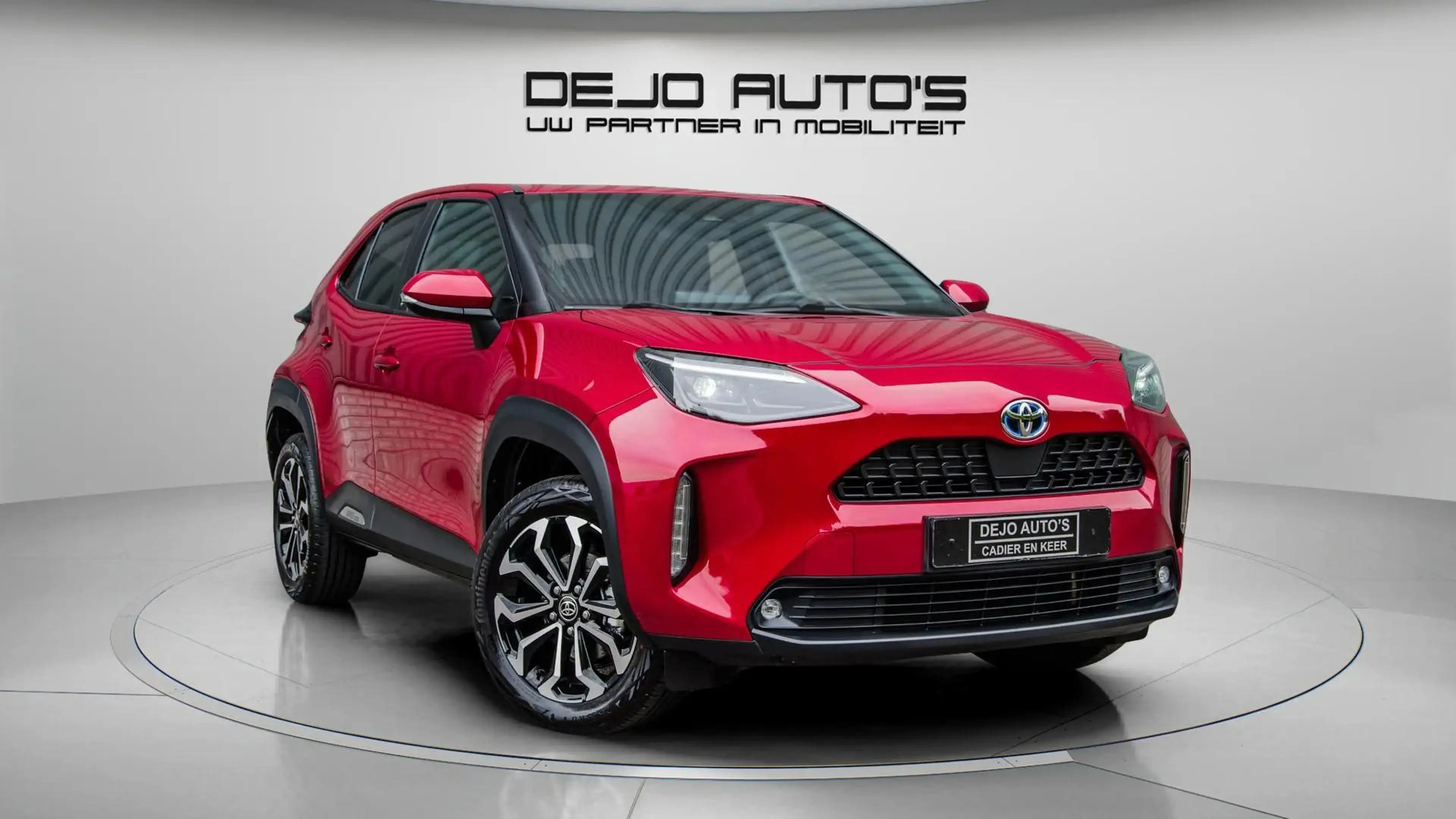 Toyota Yaris Cross 1.5 Hybrid Dynamic NAVI-CARPLAY ACC CAMERA WINTER — photo 2