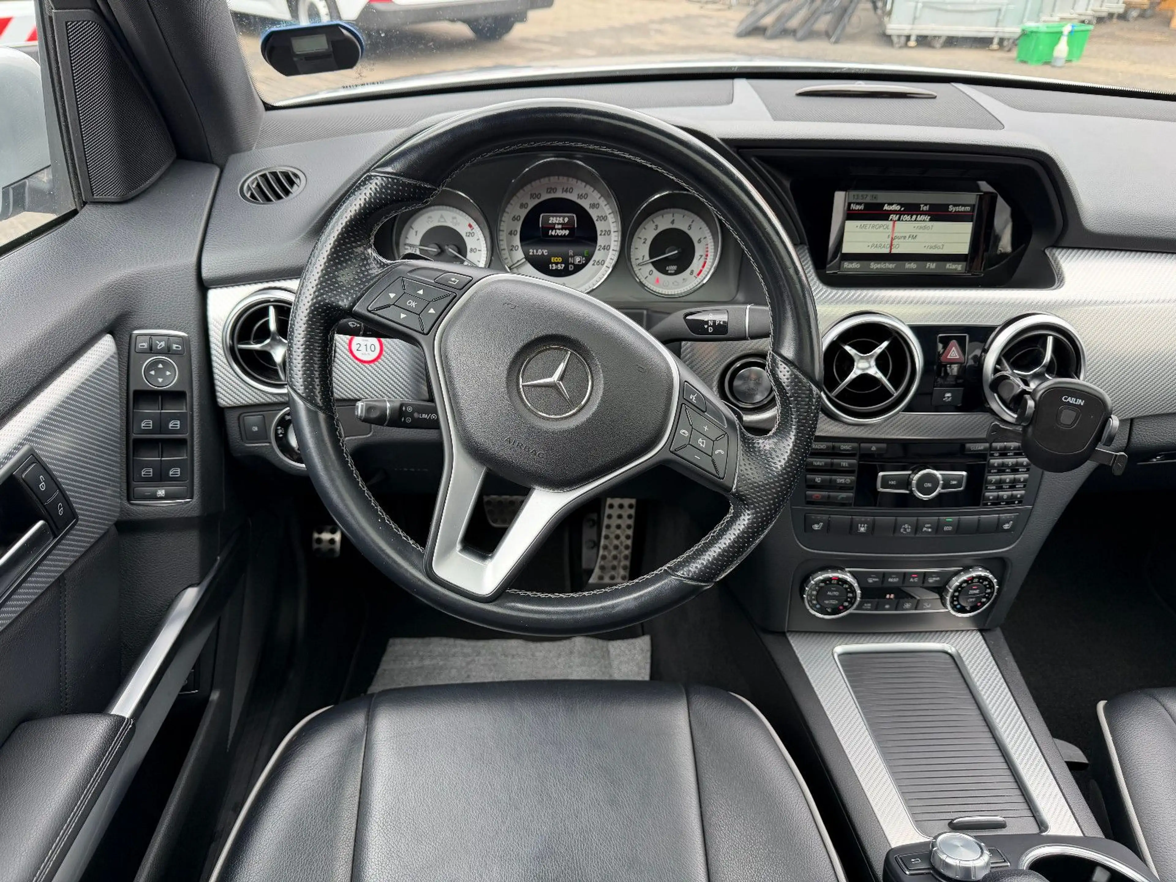 Mercedes-Benz GLK 250 GLK250 4M+NAVI+STANDHZG+BI-XEN+LEDER+19"+HARMAN — photo 11