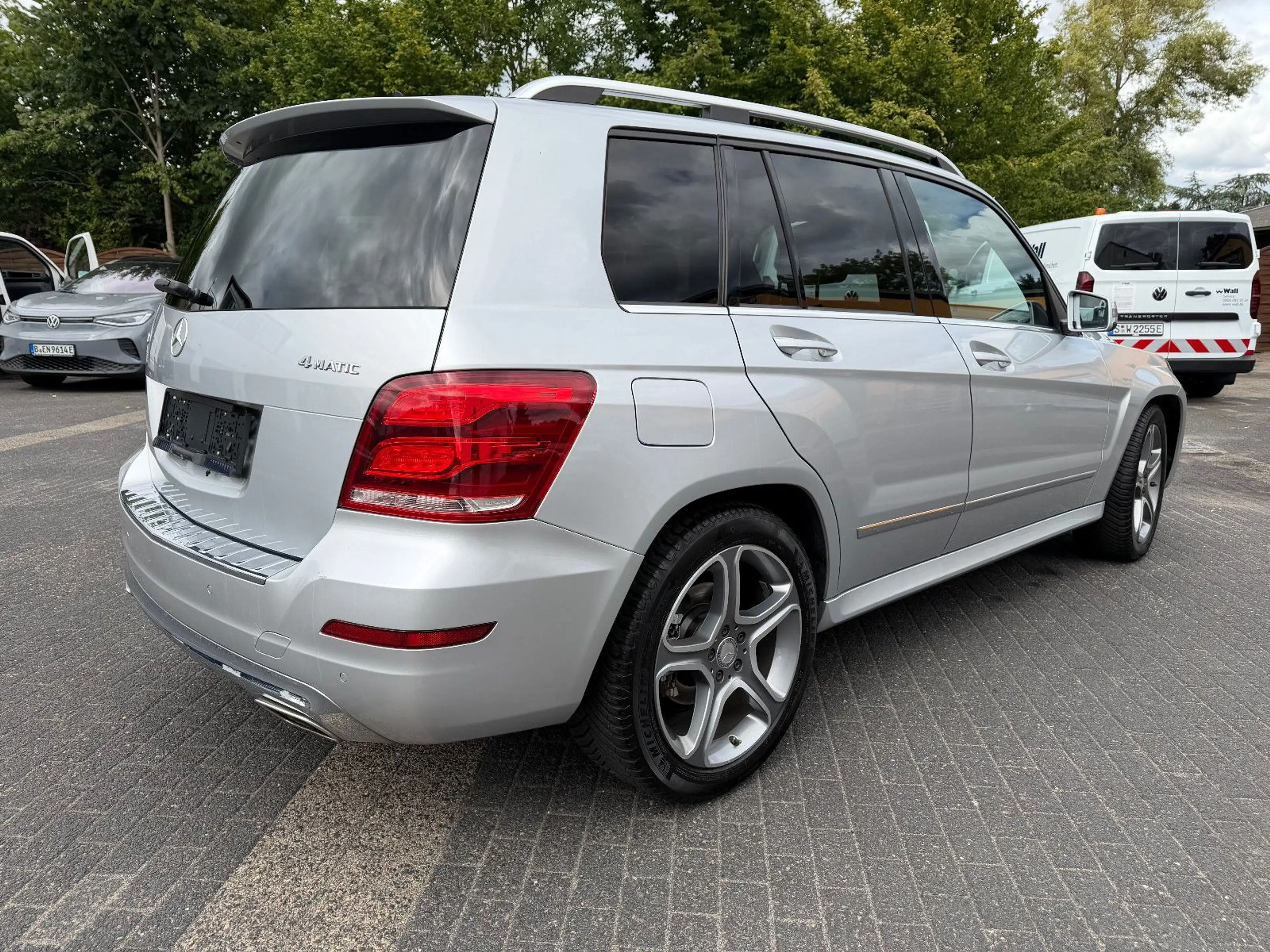 Mercedes-Benz GLK 250 GLK250 4M+NAVI+STANDHZG+BI-XEN+LEDER+19"+HARMAN — photo 4