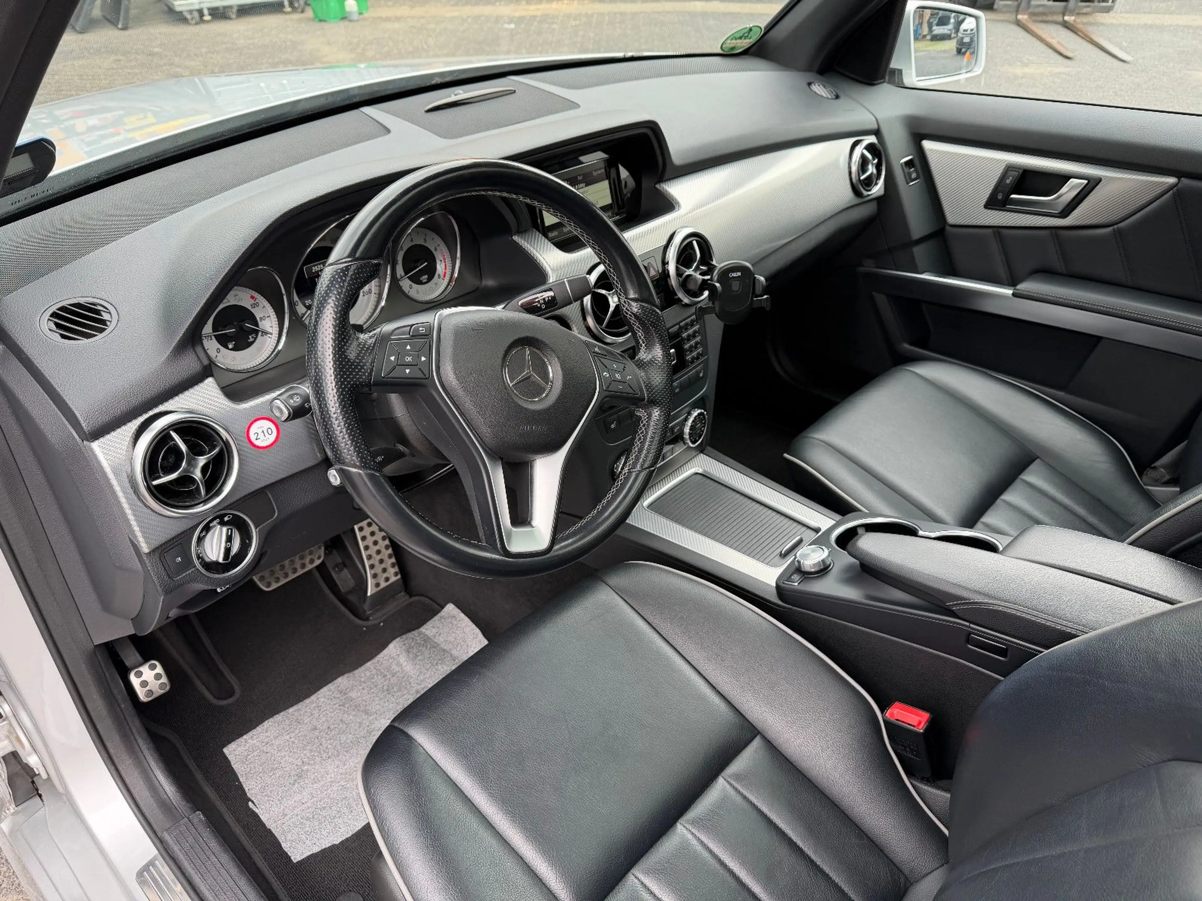 Mercedes-Benz GLK 250 GLK250 4M+NAVI+STANDHZG+BI-XEN+LEDER+19"+HARMAN — photo 10