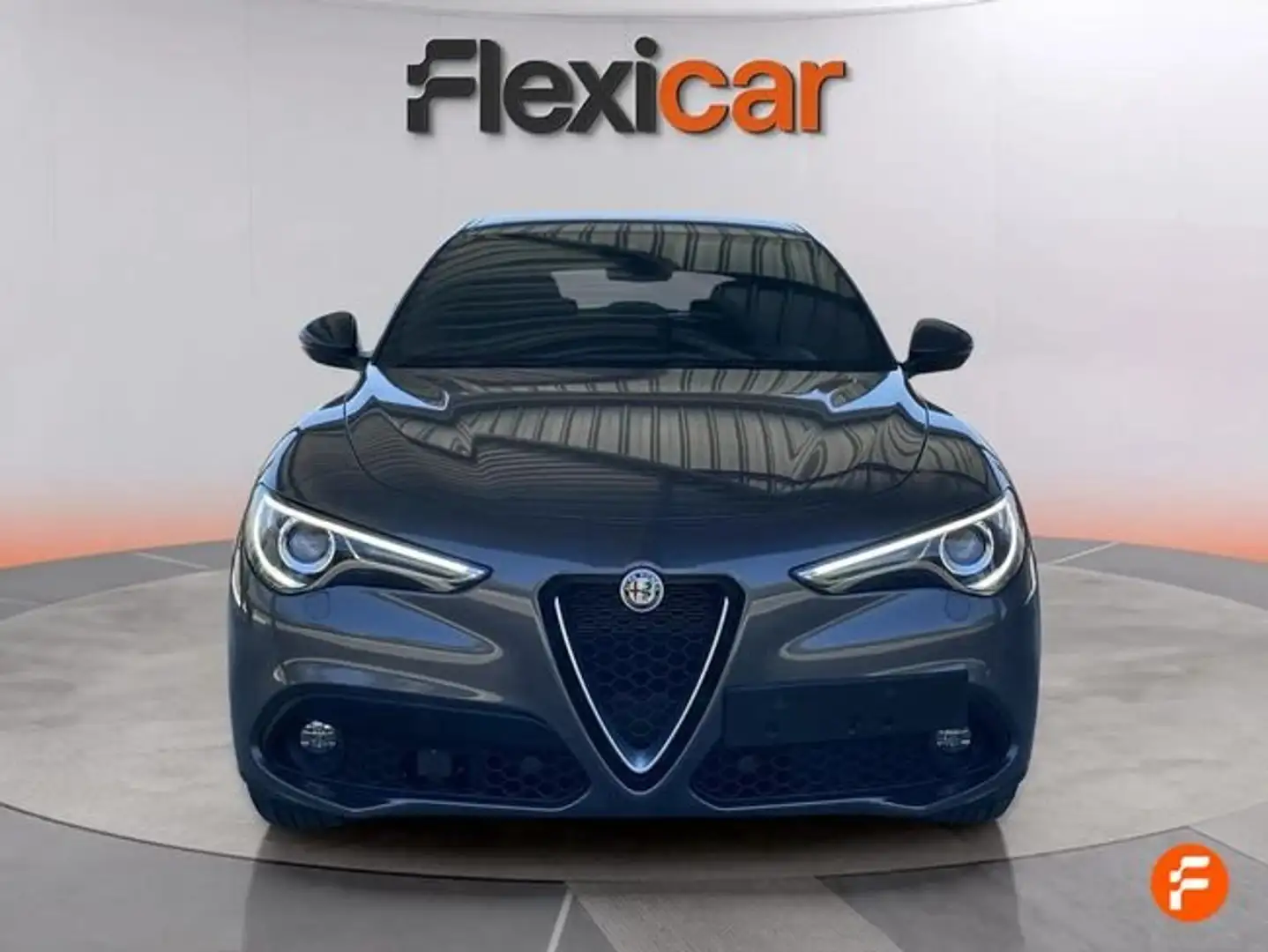 Alfa Romeo Stelvio 2.2+Diesel+118kW+%28160cv%29+SUPER+RWD Gris - 2