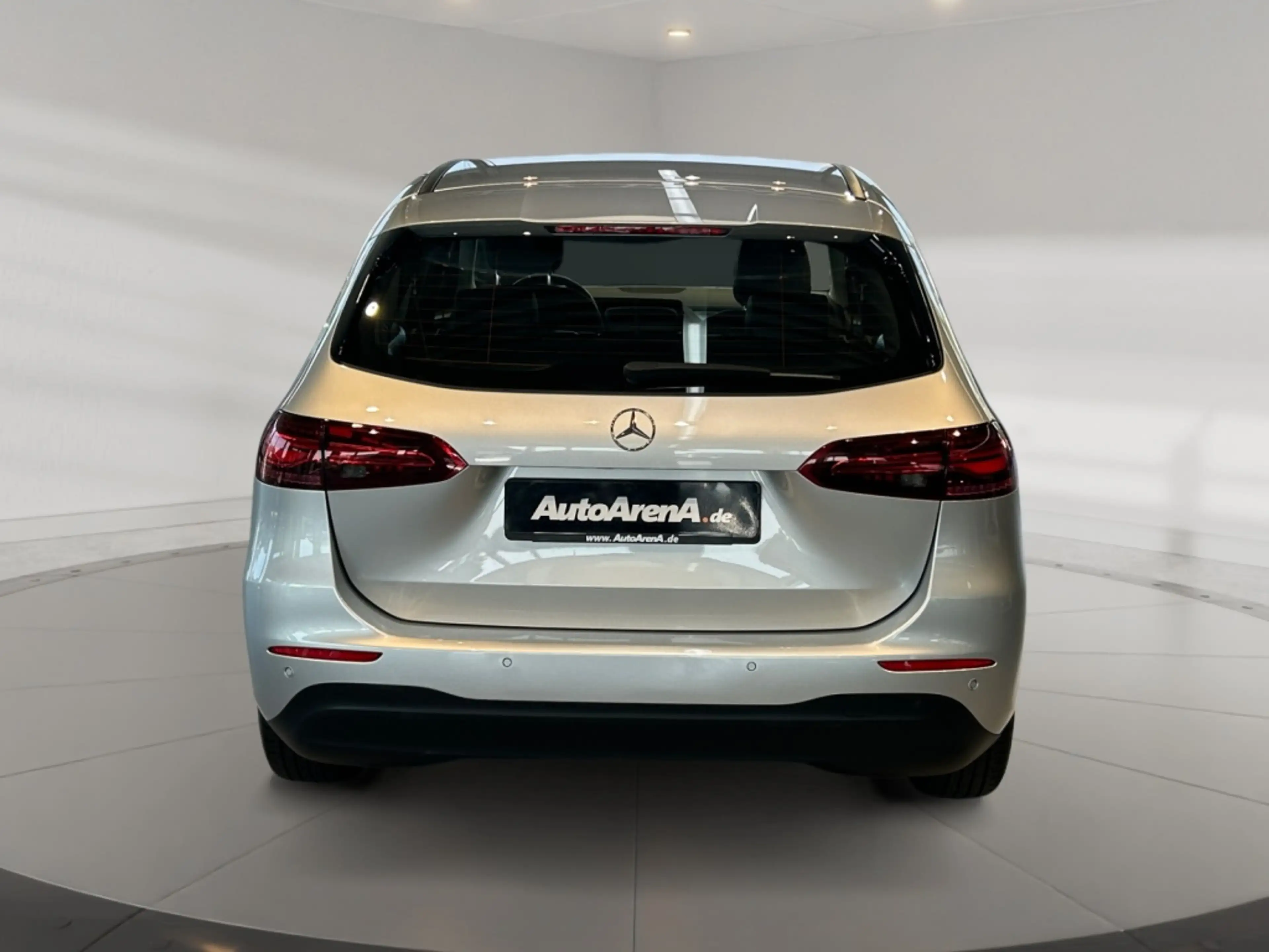 Mercedes-Benz B 180 d MBUX+AHK+Cam+LED+Navi+AUT+EASY-PACK+PTS — photo 6