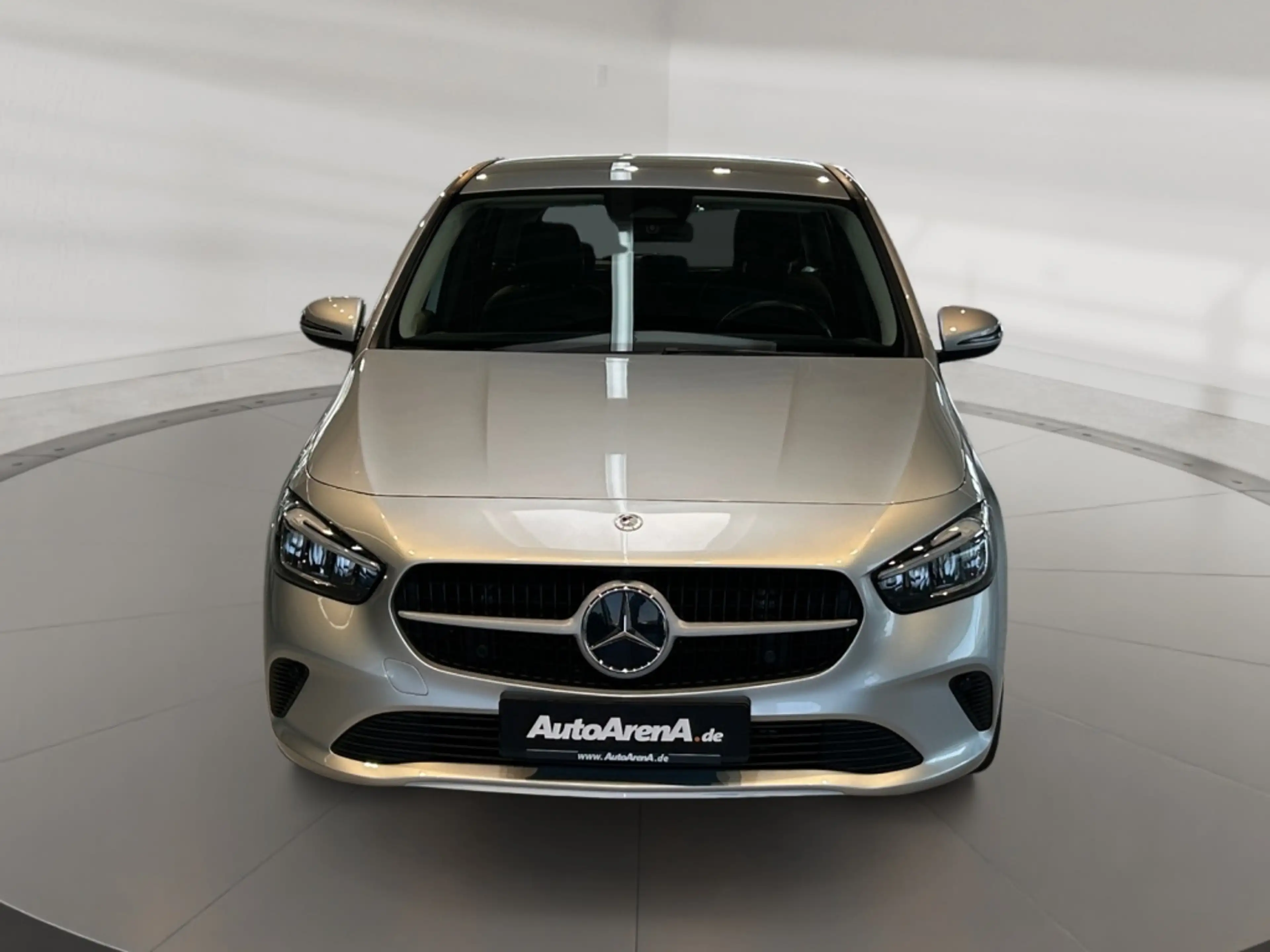 Mercedes-Benz B 180 d MBUX+AHK+Cam+LED+Navi+AUT+EASY-PACK+PTS — photo 7