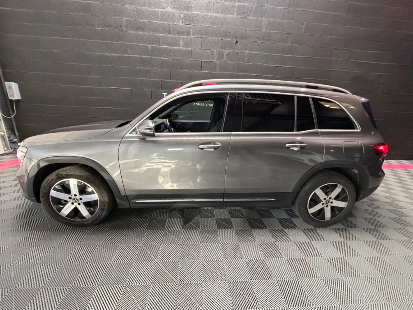 Mercedes-Benz G Progressive Line Szary - 2