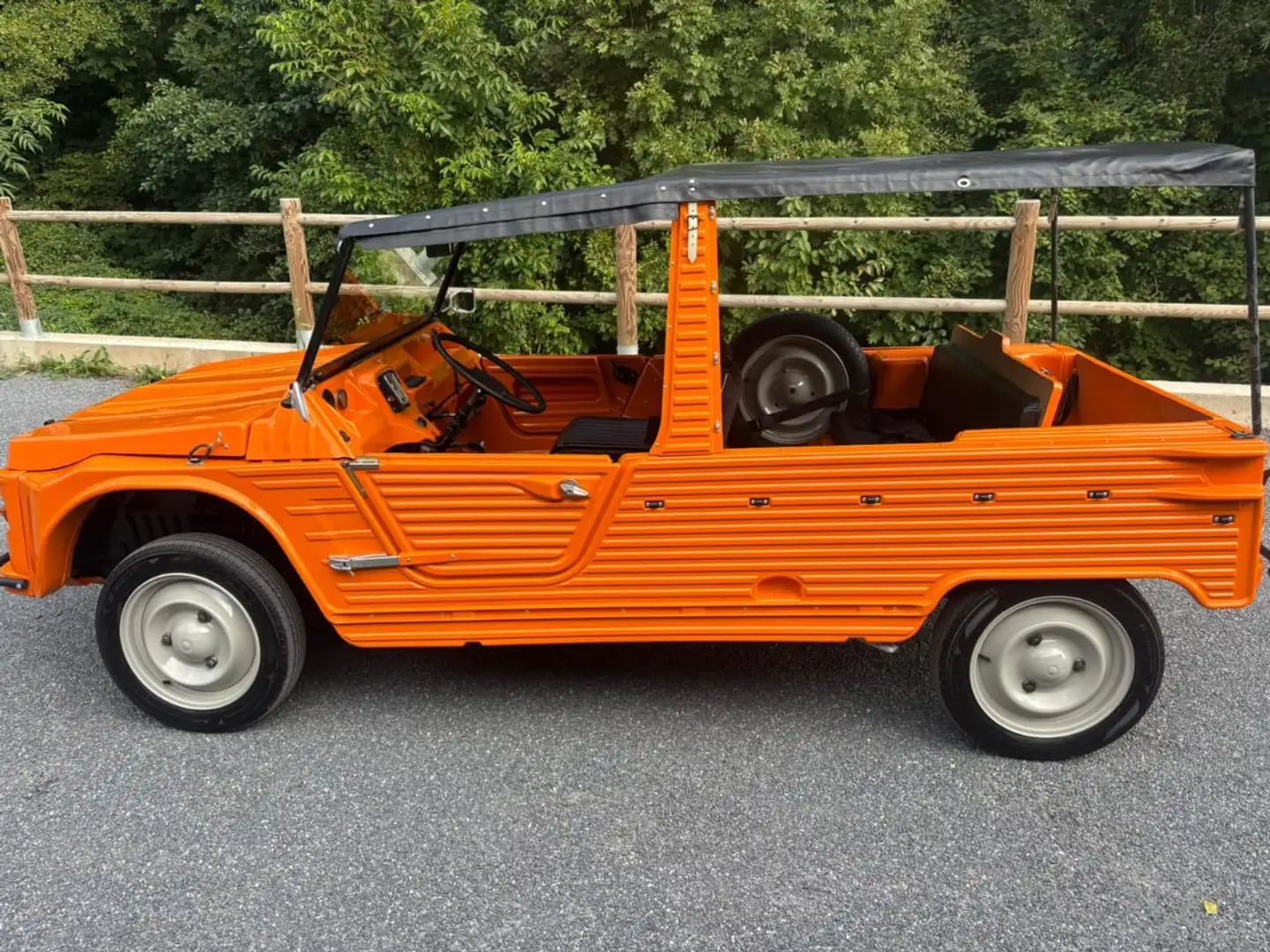 Citroen E-Méhari . Orange - 2