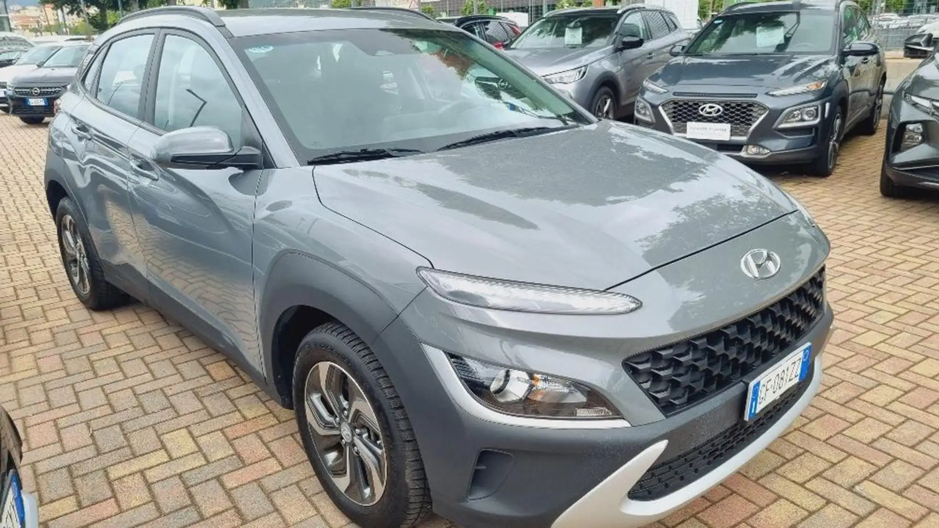 Hyundai KONA HEV 1.6 DCT XTech Gris - 2