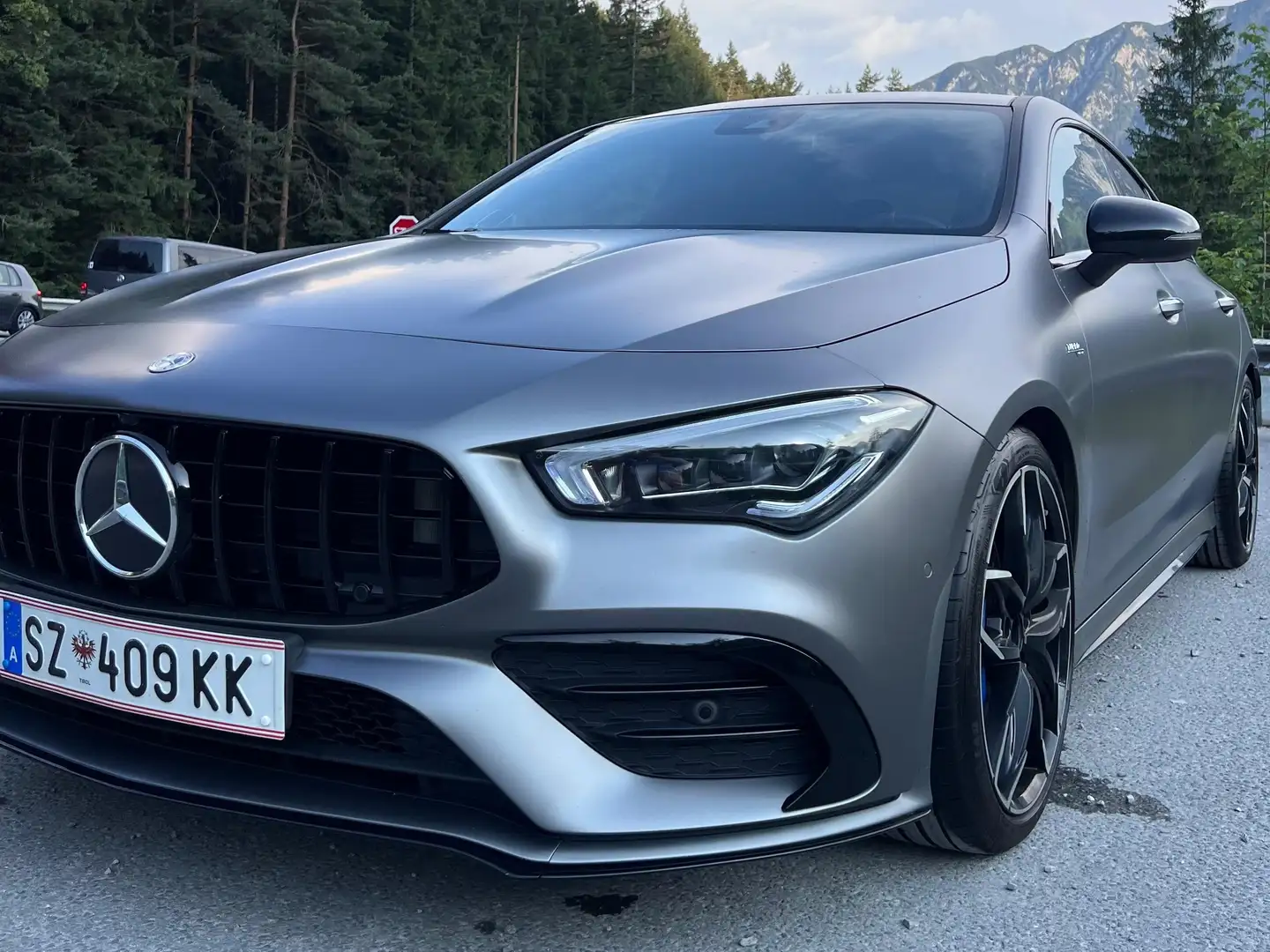Mercedes-Benz CLA 35 AMG CLA 35 AMG 4MATIC Aut. Grau - 2