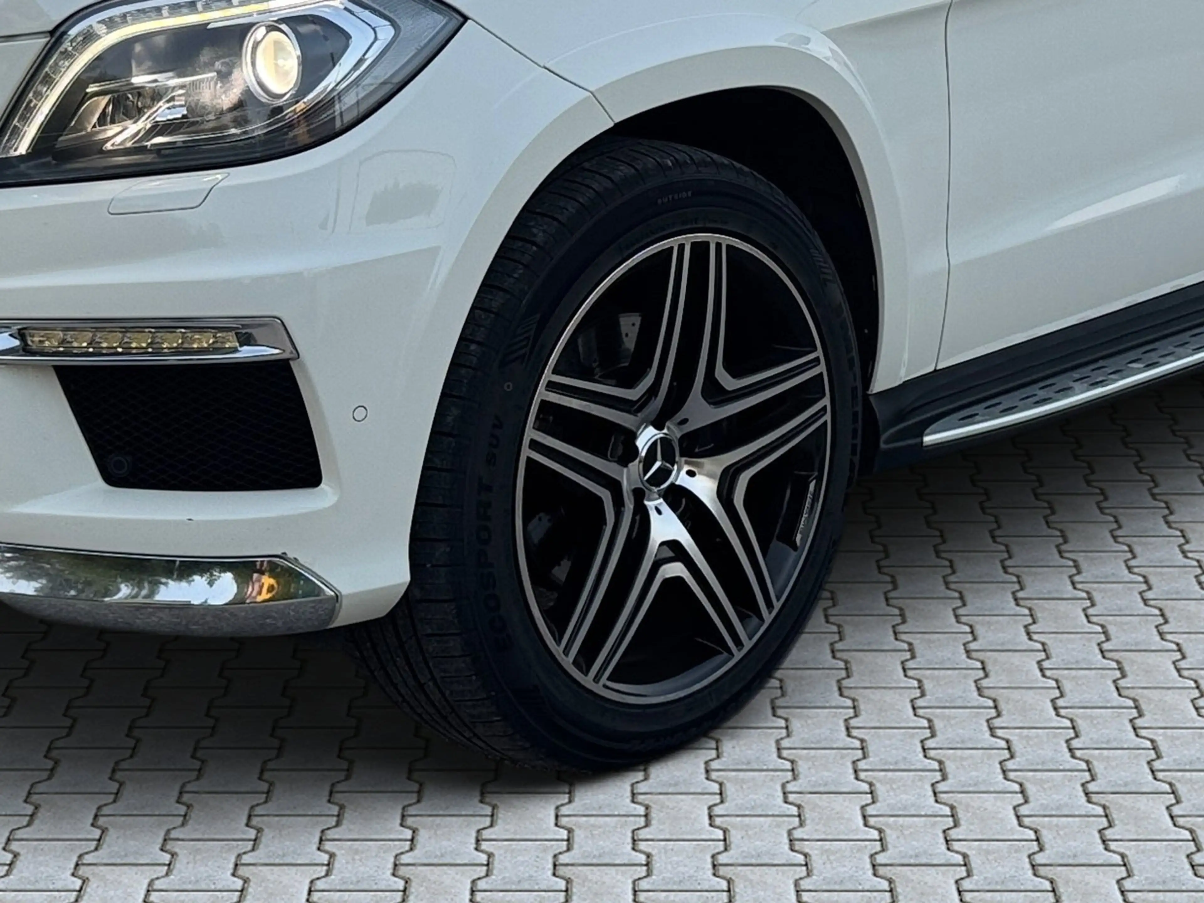 Mercedes-Benz GL 350 Aut. 4MATIC **AMG-Line**KAM**NAVI**7-SITZER — photo 8