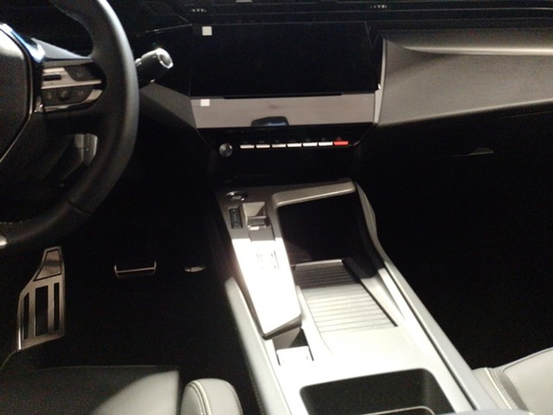 Peugeot 408 (P6)(10.2022->) PureTech 130 GT — photo 10