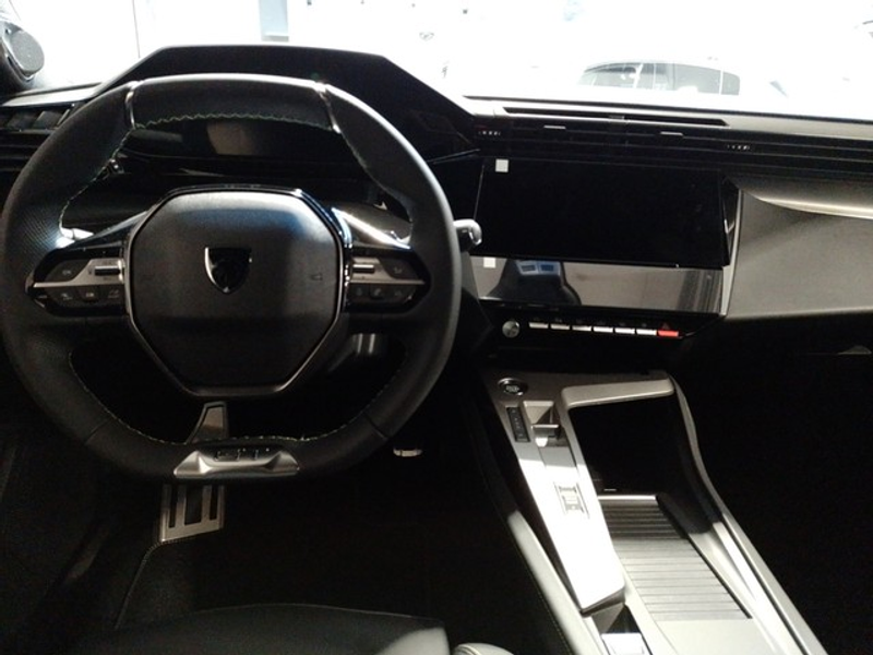 Peugeot 408 (P6)(10.2022->) PureTech 130 GT — photo 9