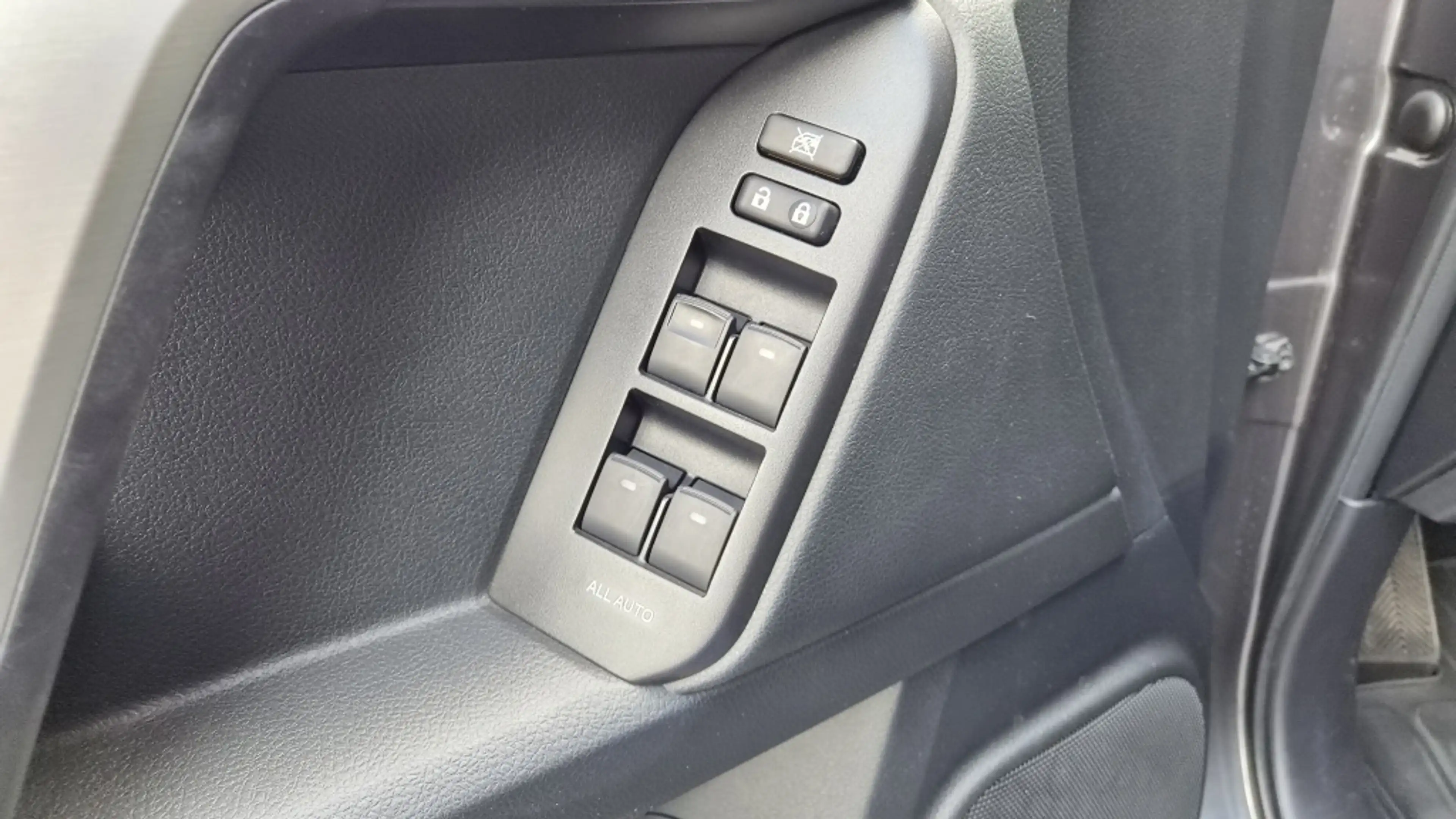 Toyota Land Cruiser 2.8 D-4D Professional Van, Off-Road Pakket, Leder, — photo 23