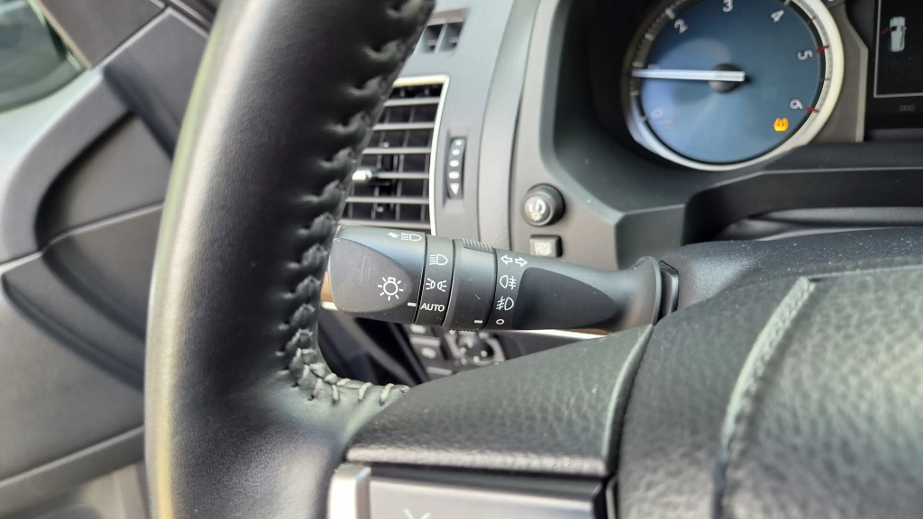 Toyota Land Cruiser 2.8 D-4D Professional Van, Off-Road Pakket, Leder, — photo 29