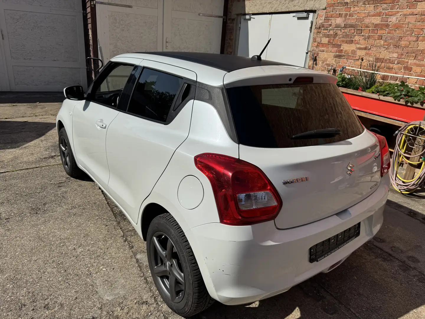 Suzuki Swift 1.2 Dualjet Allgrip Comfort - 2