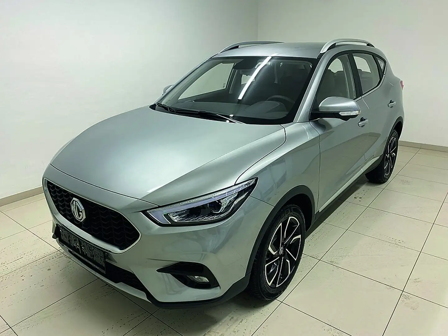 MG ZS Luxury-Ausstattung  4Zylinder.106PS Plateado - 2