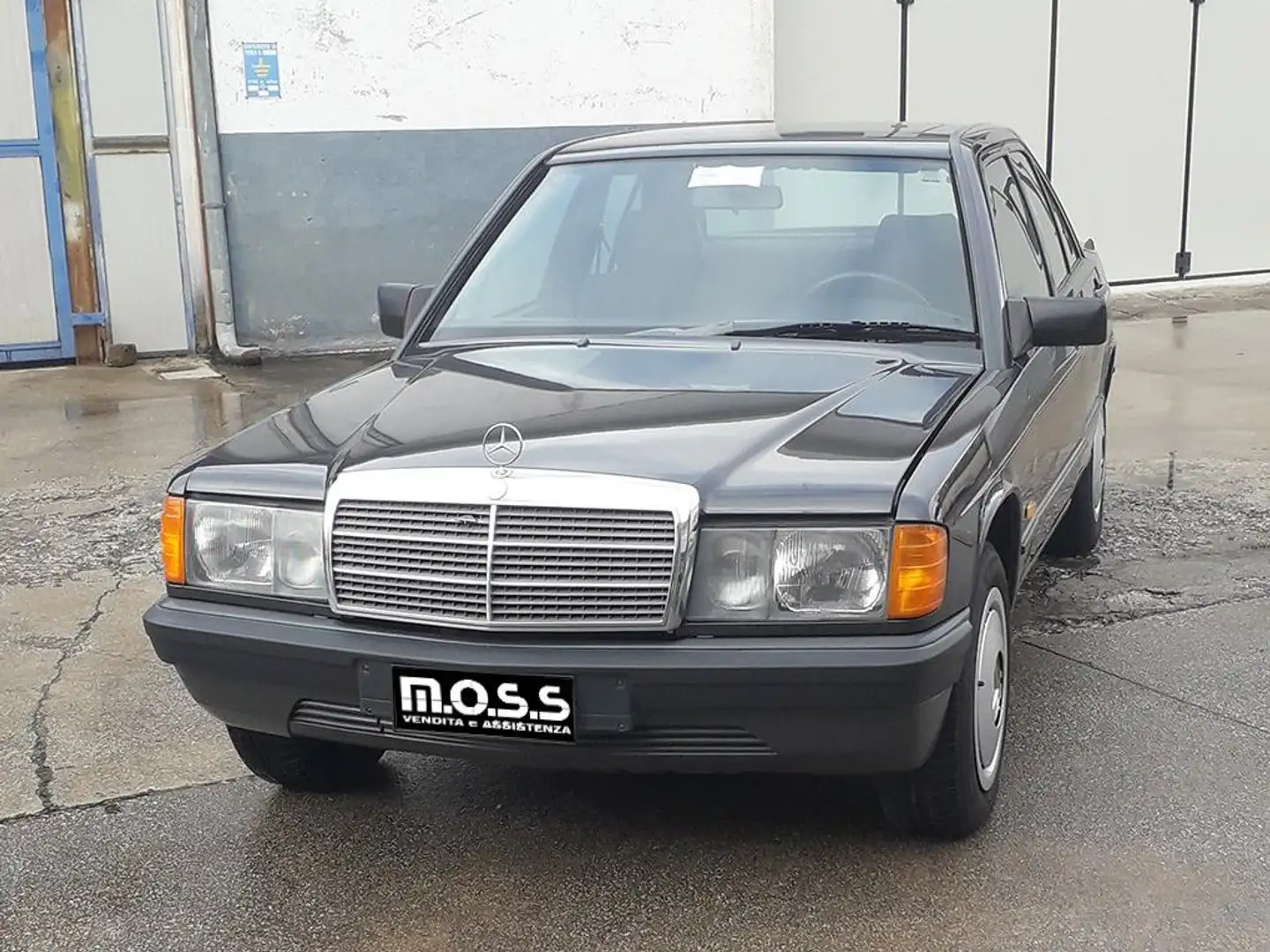 Mercedes-Benz 190 2.0 E cat Schwarz - 2