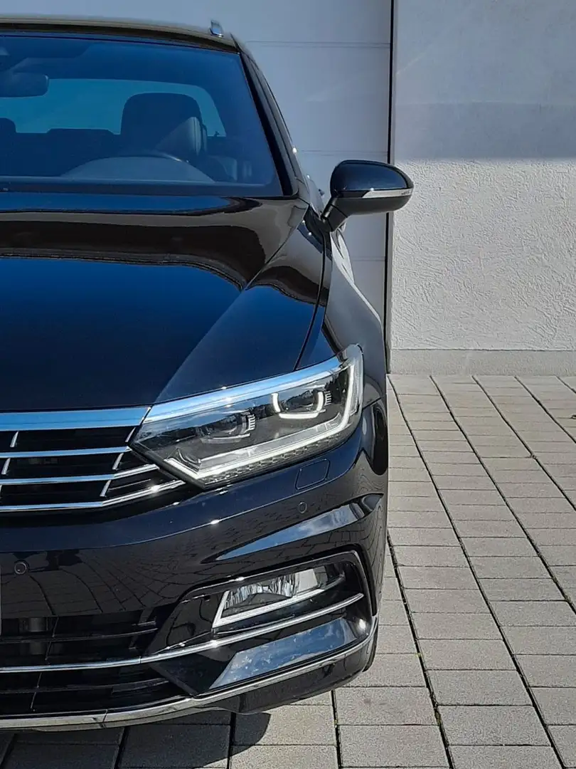 Volkswagen Passat Variant Passat V./3xR-Line Sport/LED/Kam/AhK/18"/Eu6 Noir - 1
