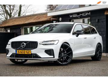 2.0 T6 Recharge AWD R-Design SOH 90% I Panoramadak