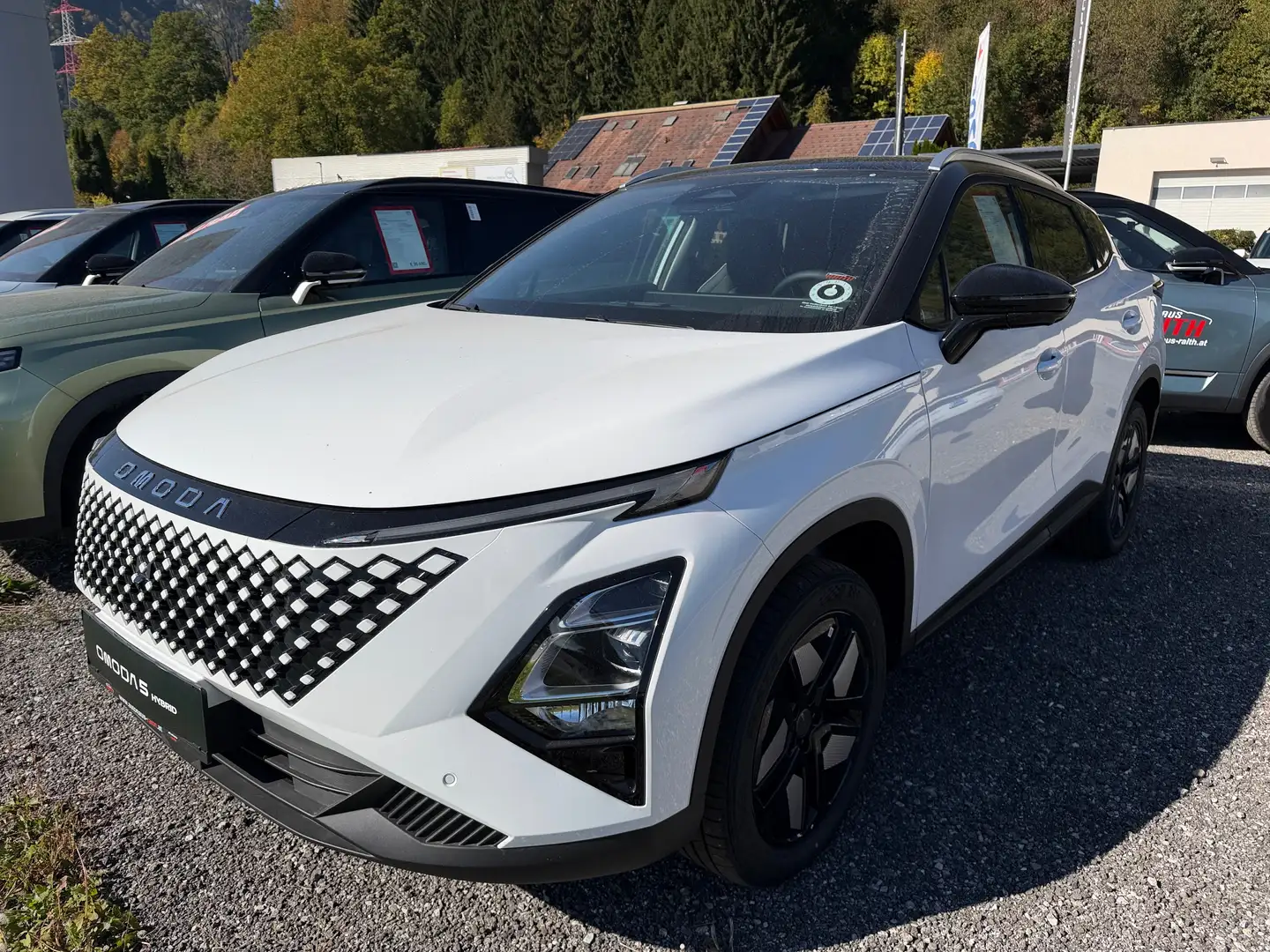 Omoda 5 1,5 HEV Premium-Line WINTERRÄDER KOSTENLOS! Weiß - 1
