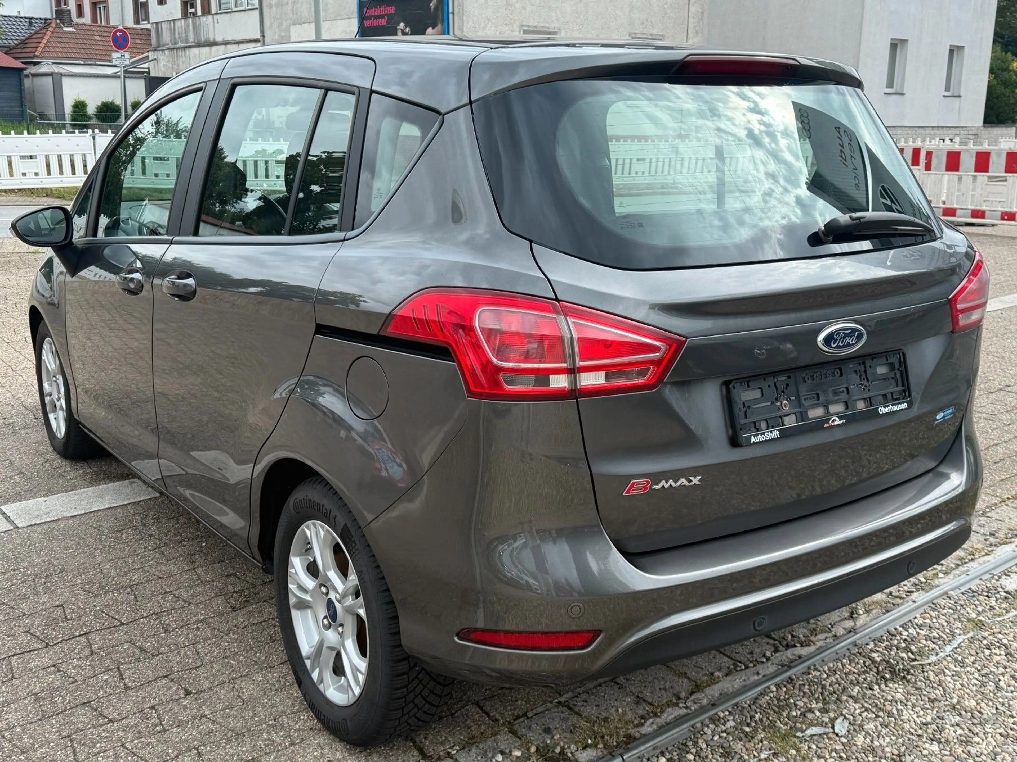 Ford B-Max Tüv Neu /Pdc V+H /Tempo. /Sitzh. /Allwet. — photo 7