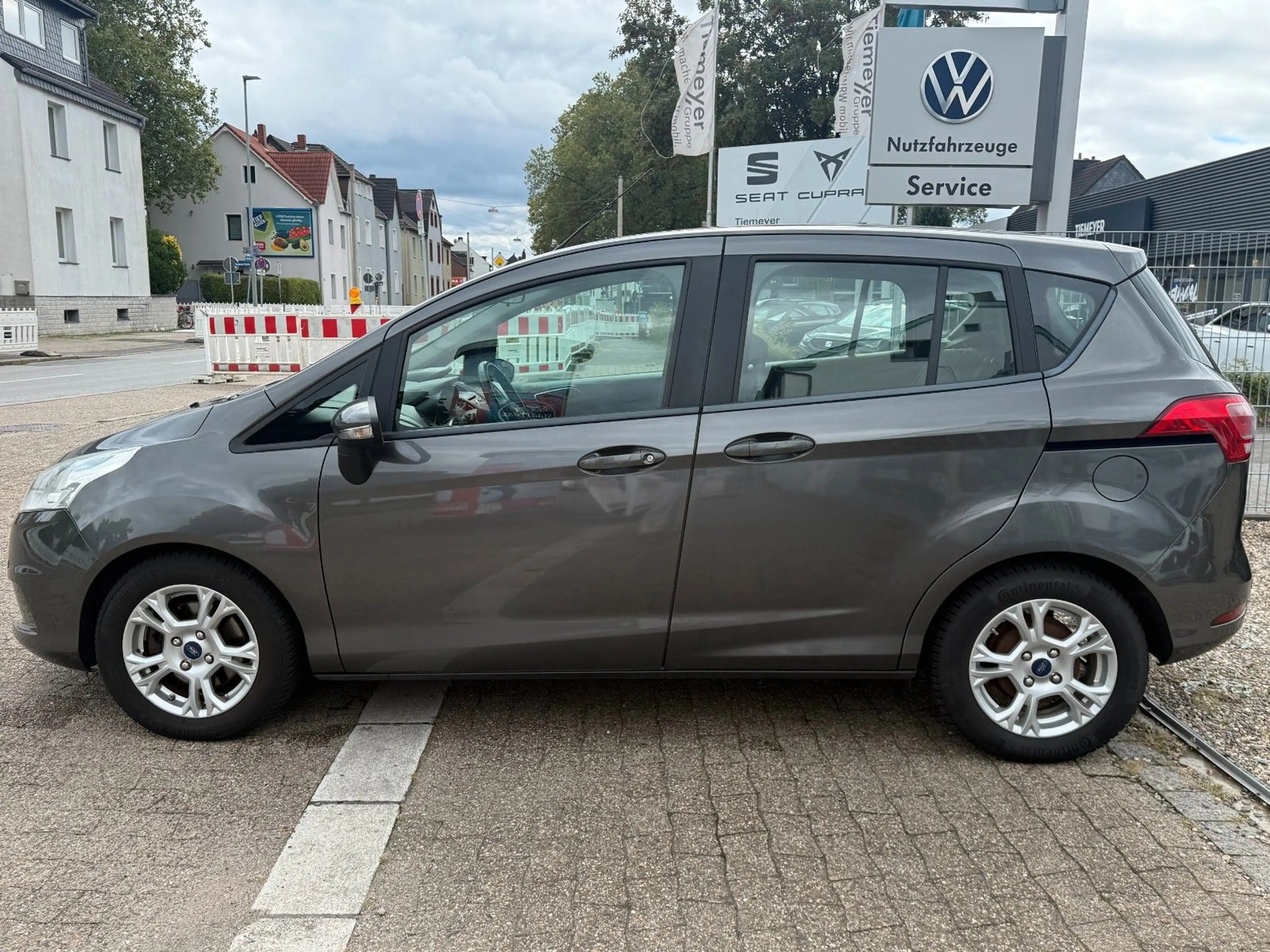Ford B-Max Tüv Neu /Pdc V+H /Tempo. /Sitzh. /Allwet. — photo 8