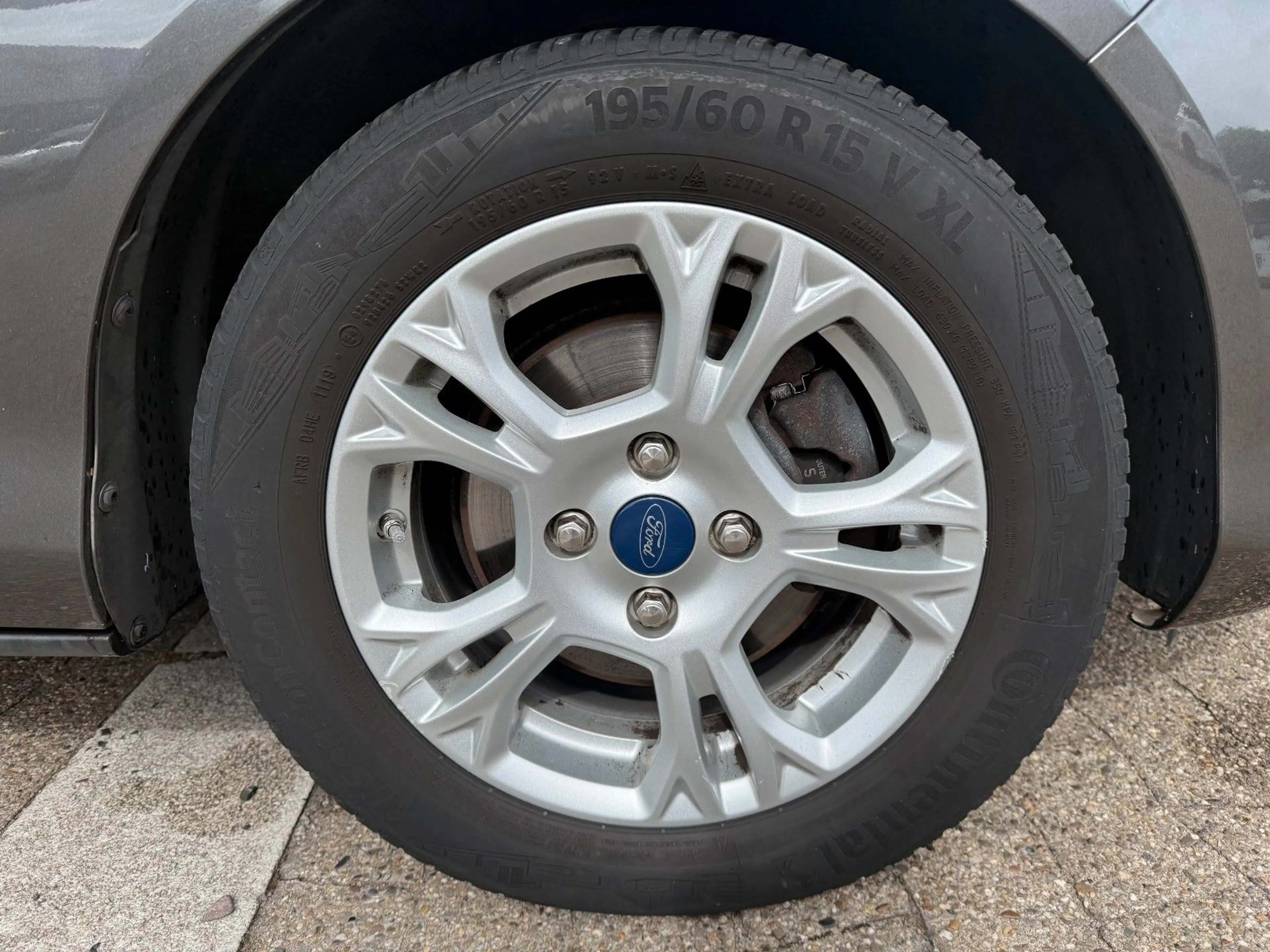 Ford B-Max Tüv Neu /Pdc V+H /Tempo. /Sitzh. /Allwet. — photo 9