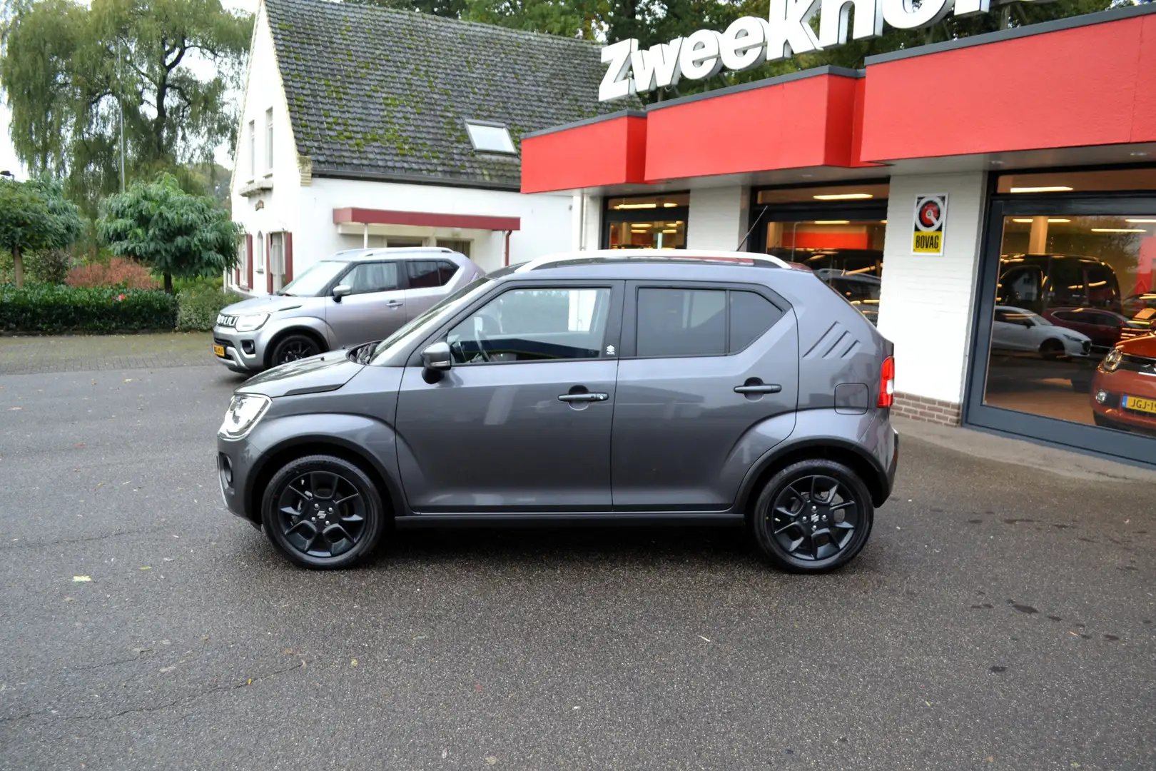 Suzuki Ignis 1.2 Hybrid Style, Automaat, Clima, Cruise, Navi, t Grijs - 2
