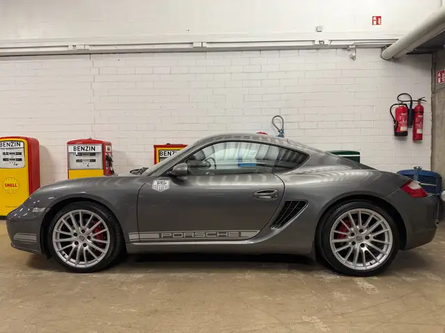 Porsche Cayman Cayman S