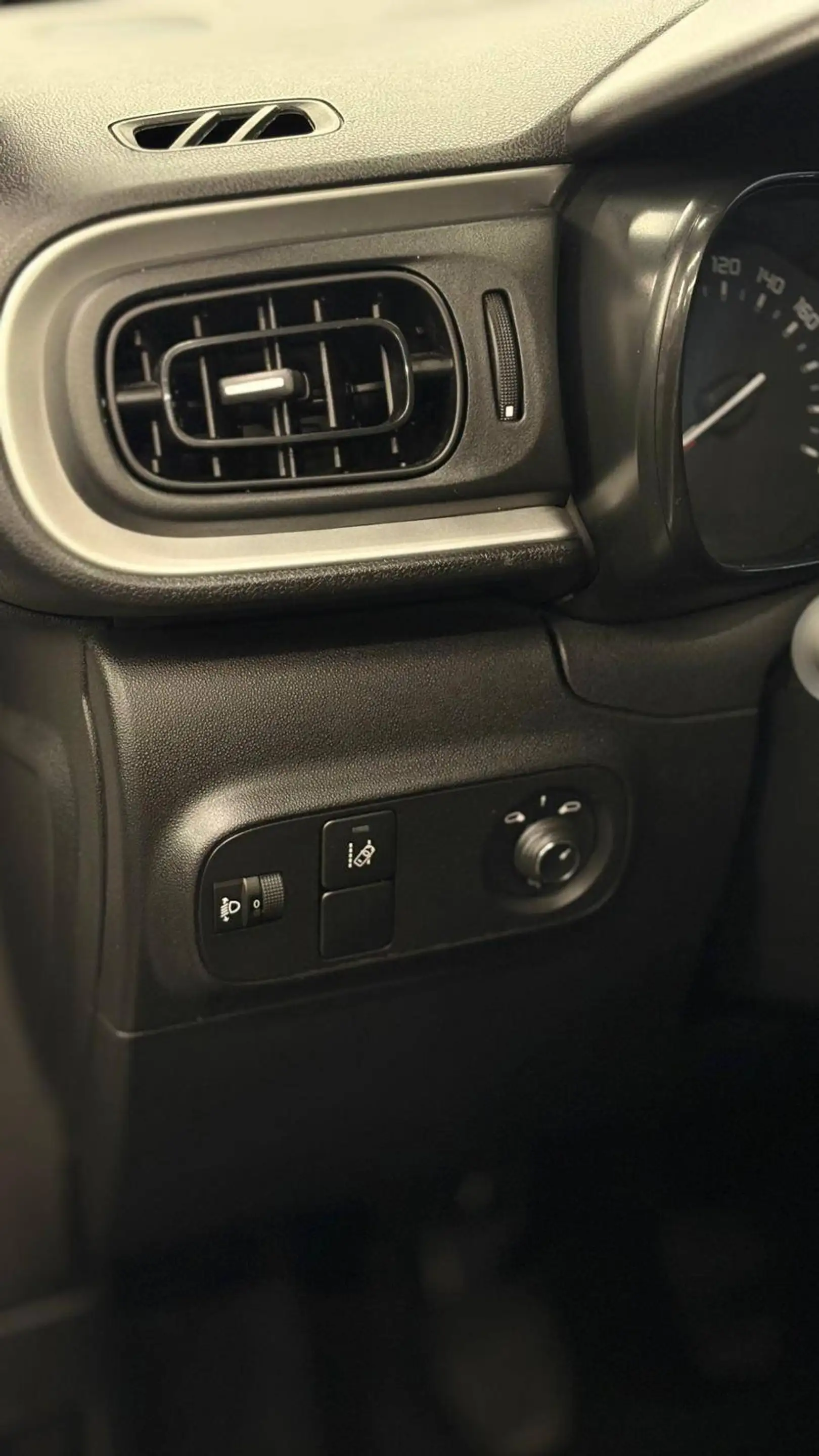 Citroen C3 bj. 2020 benzine Euro 6 — photo 15