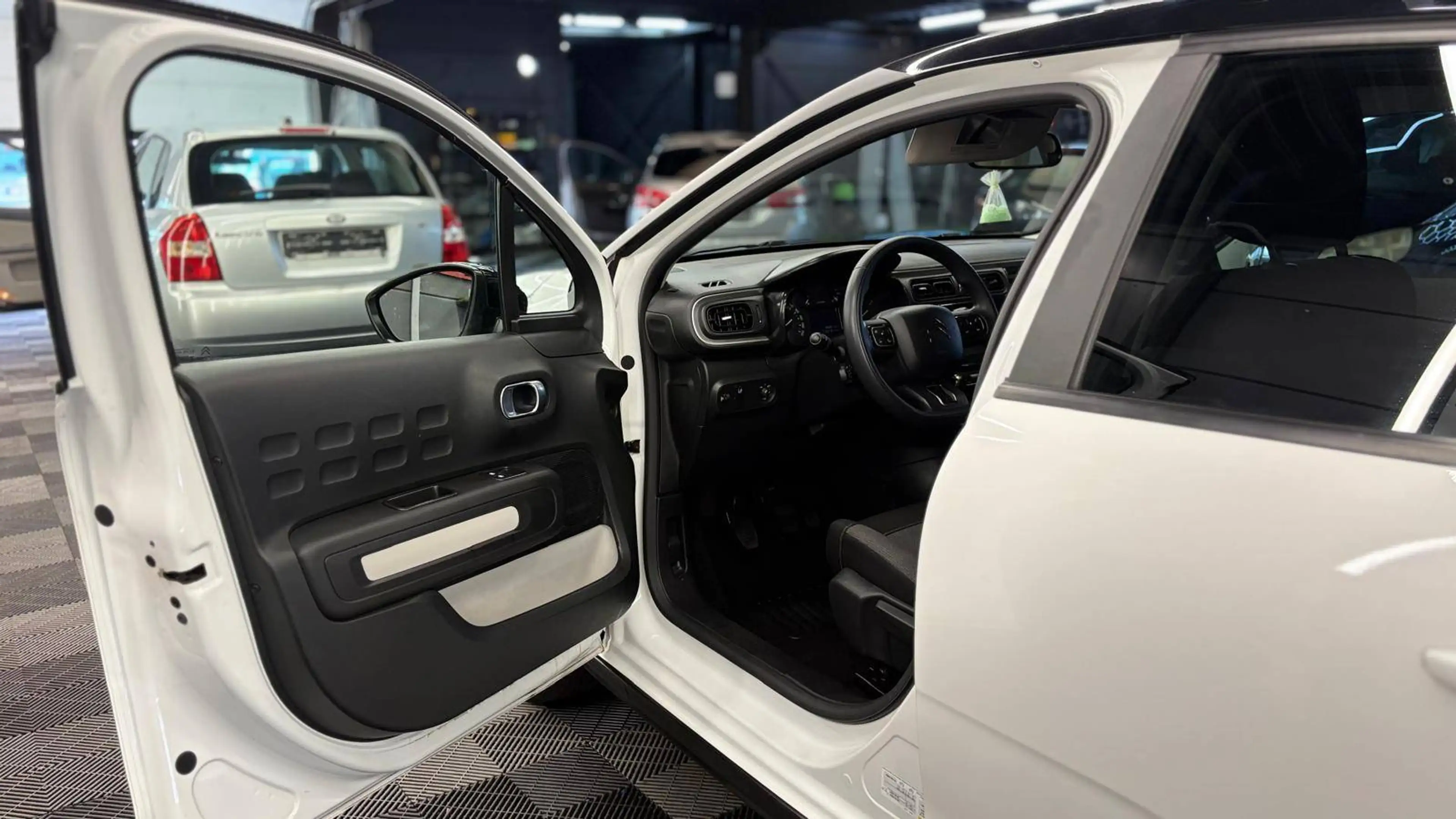 Citroen C3 bj. 2020 benzine Euro 6 — photo 10
