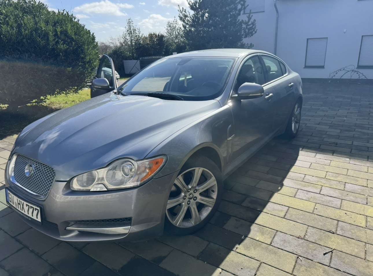 Second hand Jaguar Xf 3.0
