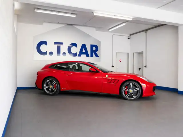 Ferrari GTC4 Lusso