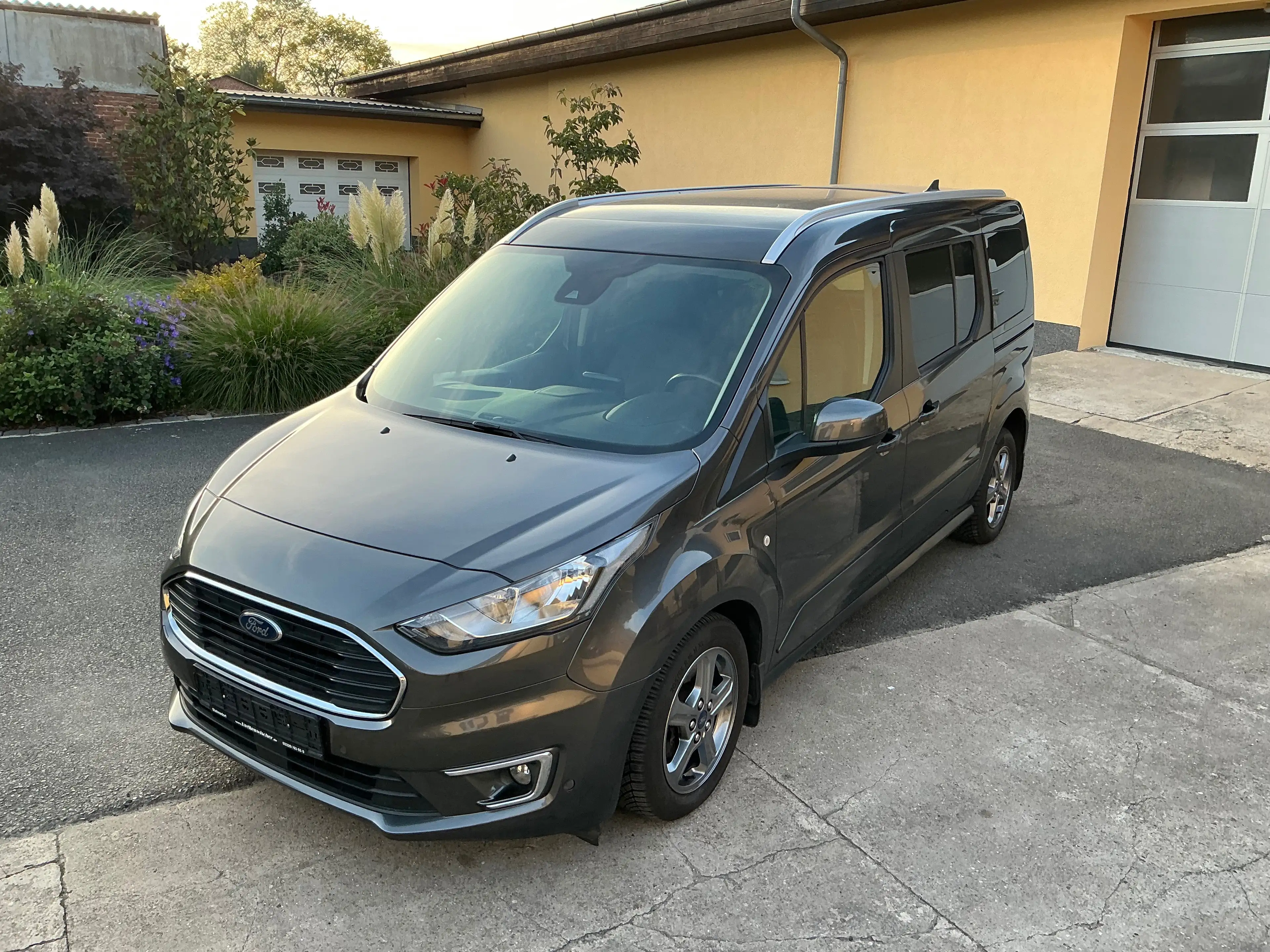 Ford Tourneo Connect Titanium